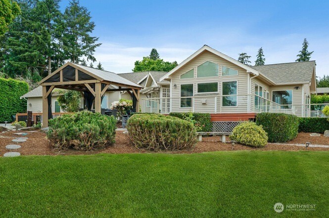 8328 NE 117th Street