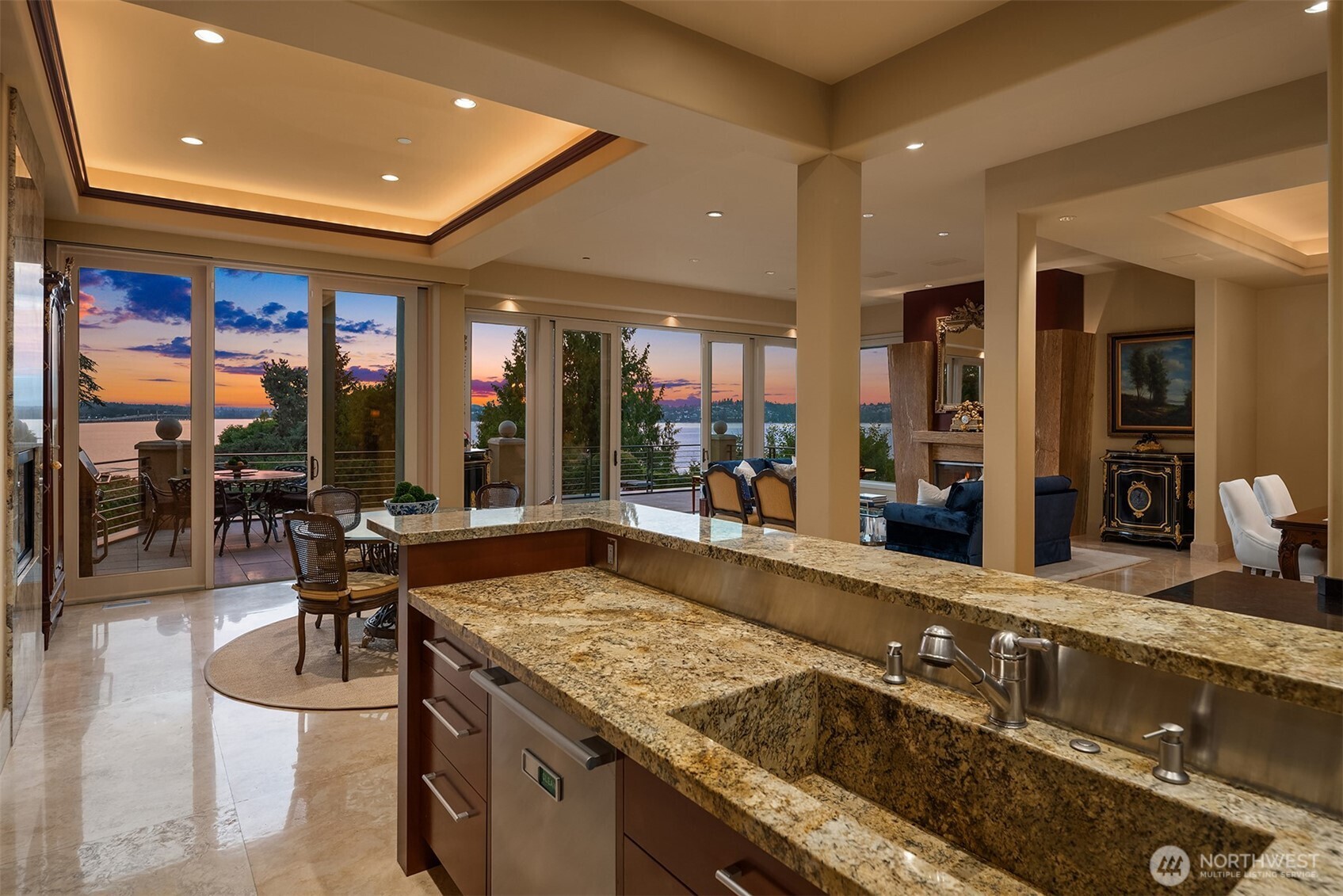 3443 Evergreen Point Road