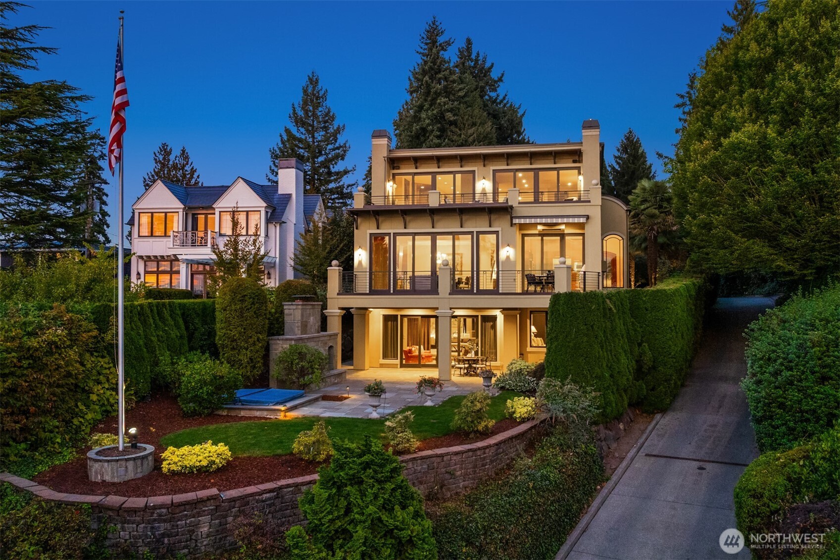 3443 Evergreen Point Road