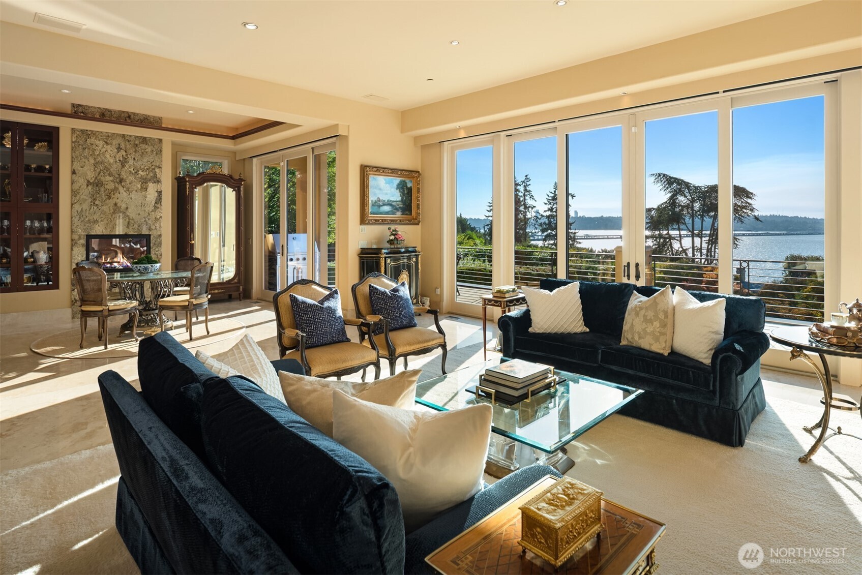 3443 Evergreen Point Road
