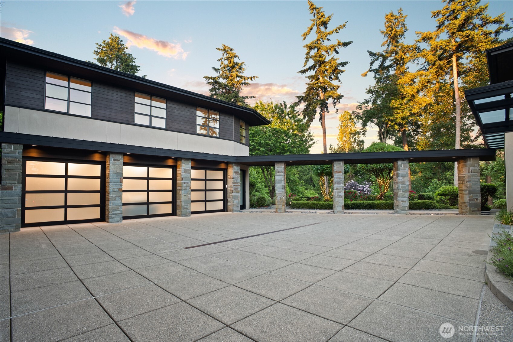 9632 Lake Washington Blvd NE