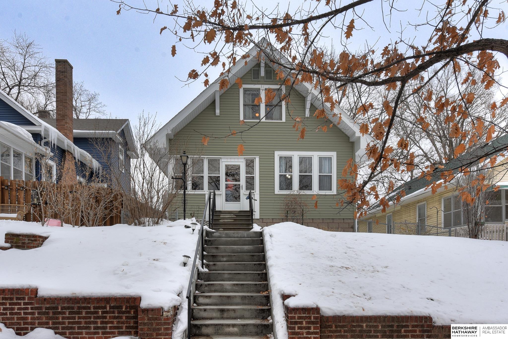 3325 Hoctor Boulevard