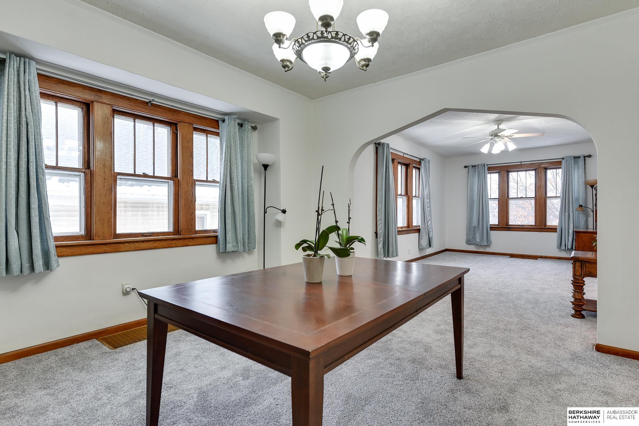 3325 Hoctor Boulevard