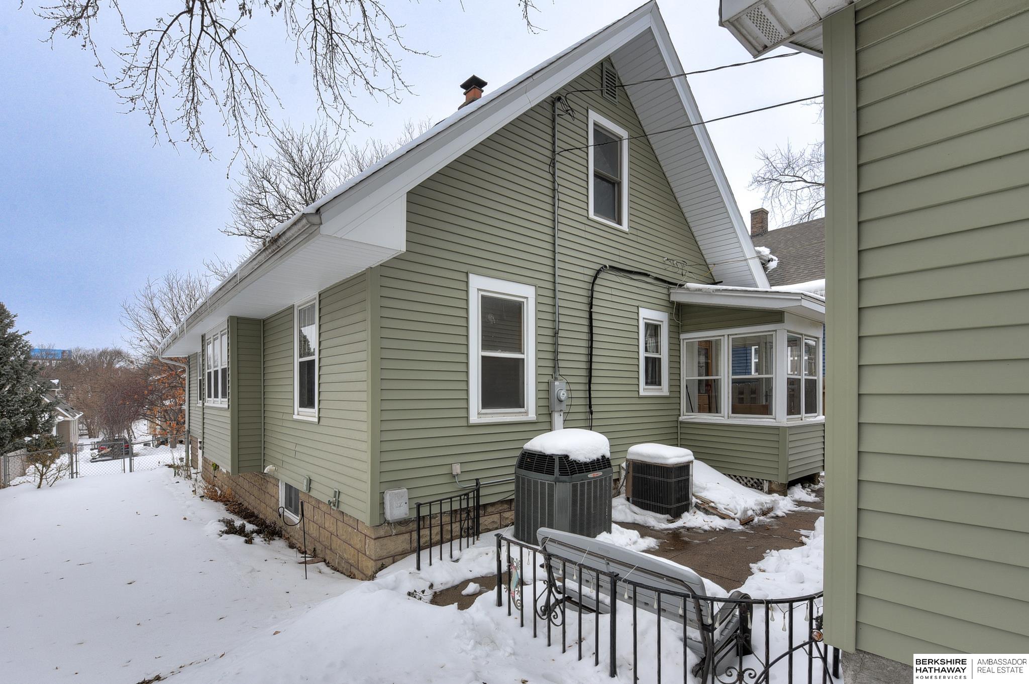 3325 Hoctor Boulevard