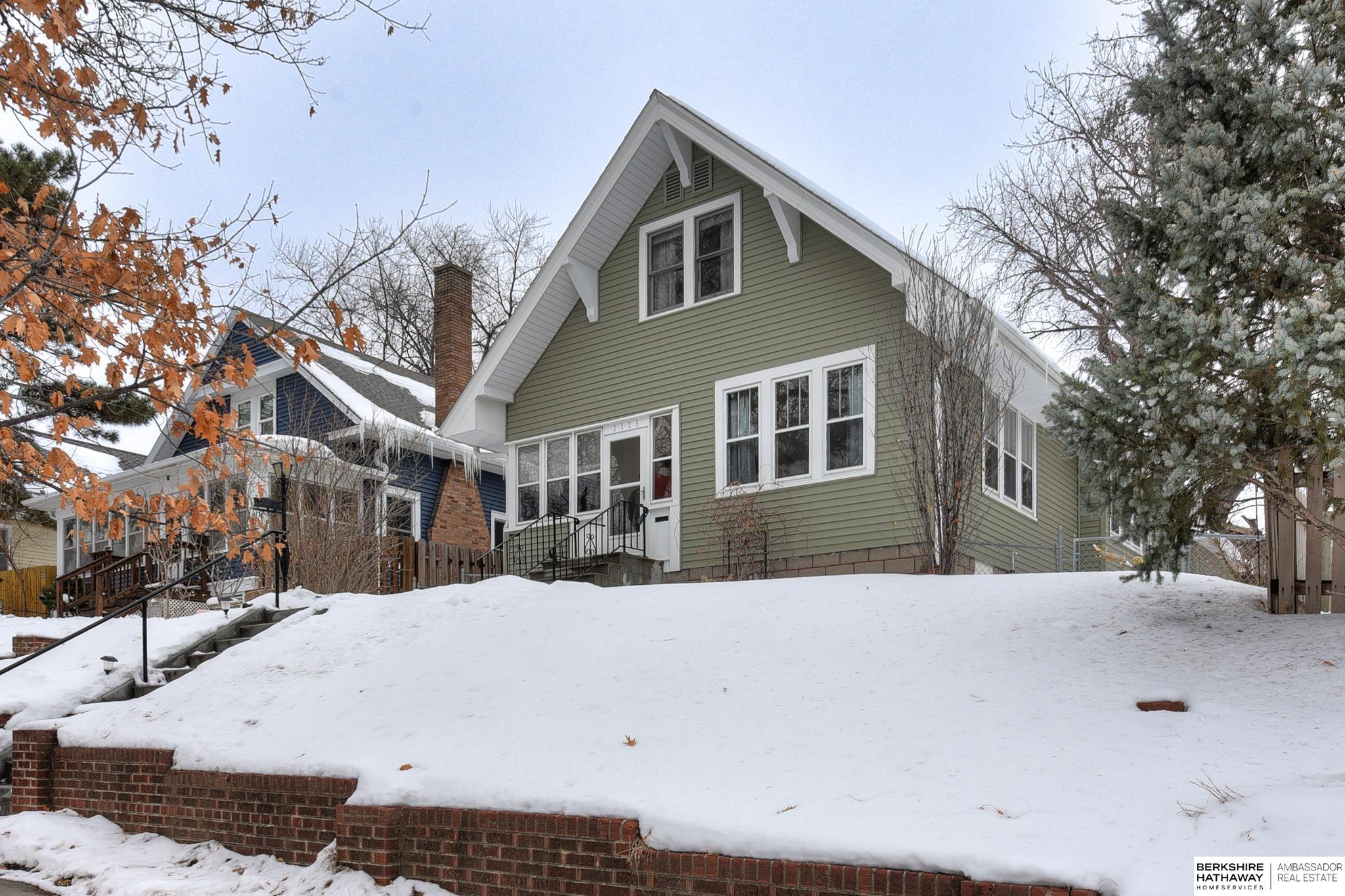 3325 Hoctor Boulevard