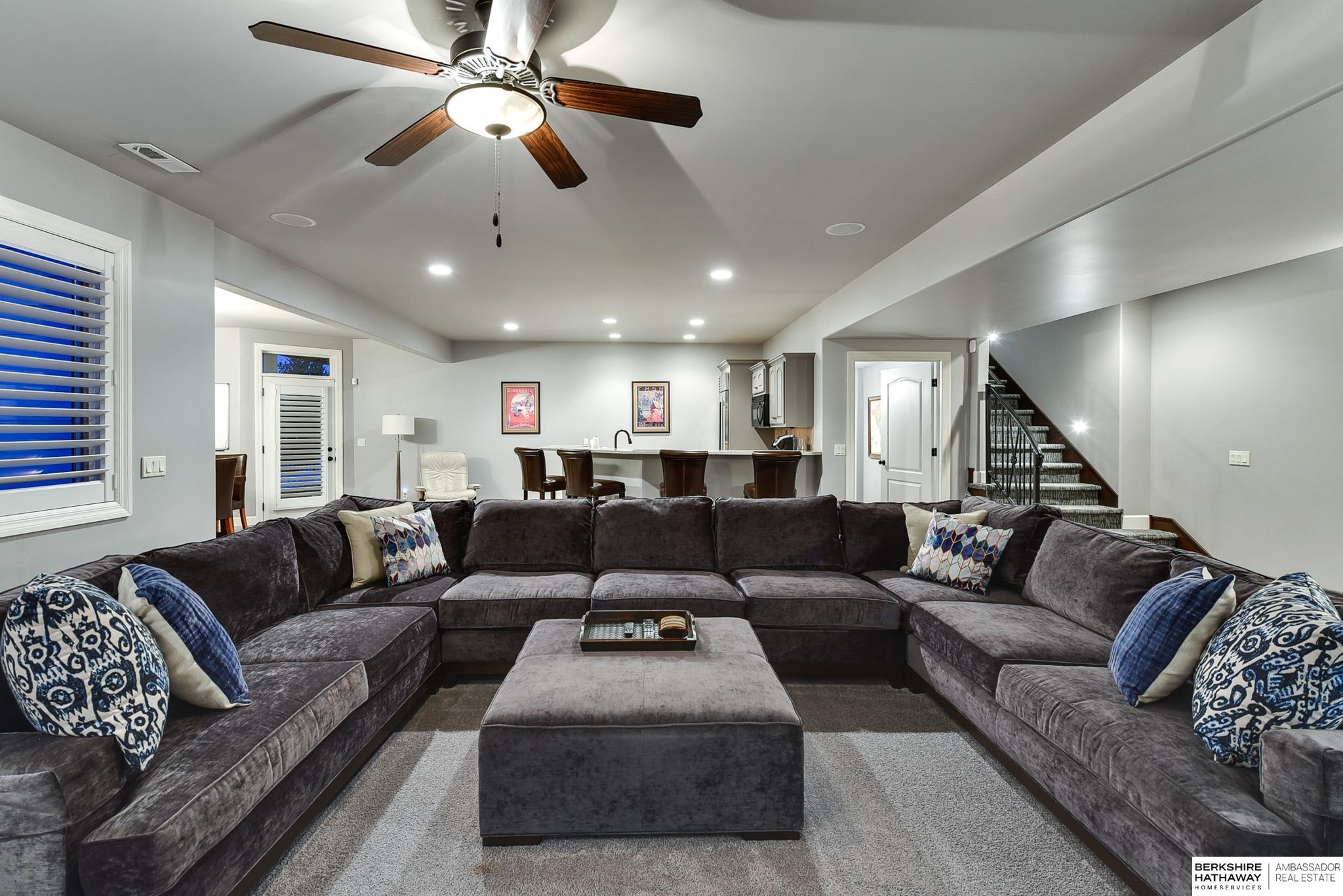 17634 Douglas Circle