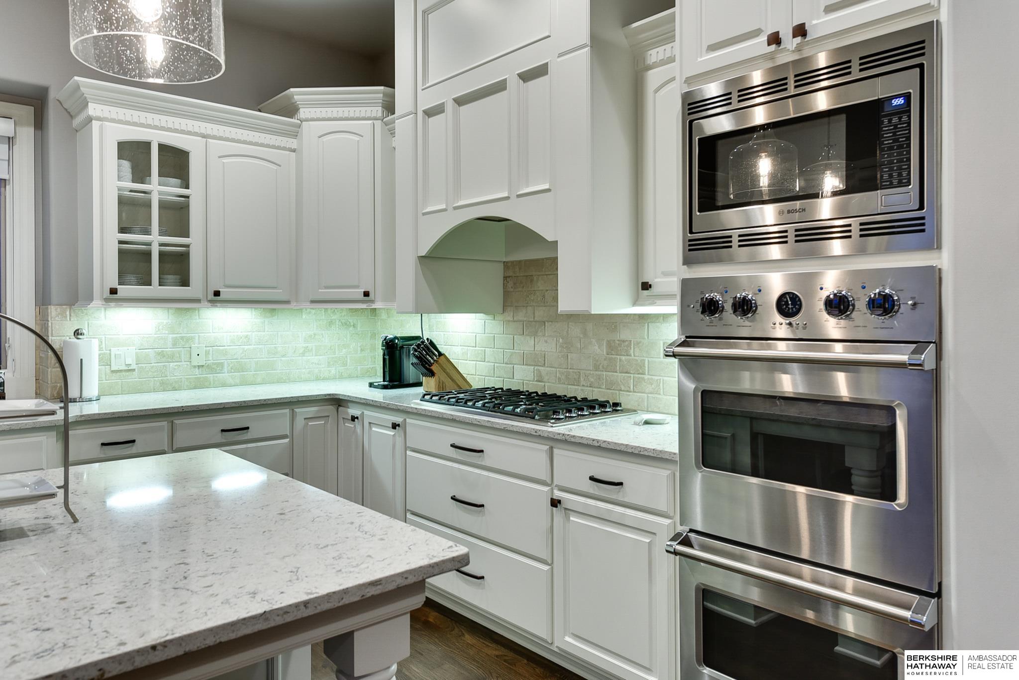 17634 Douglas Circle