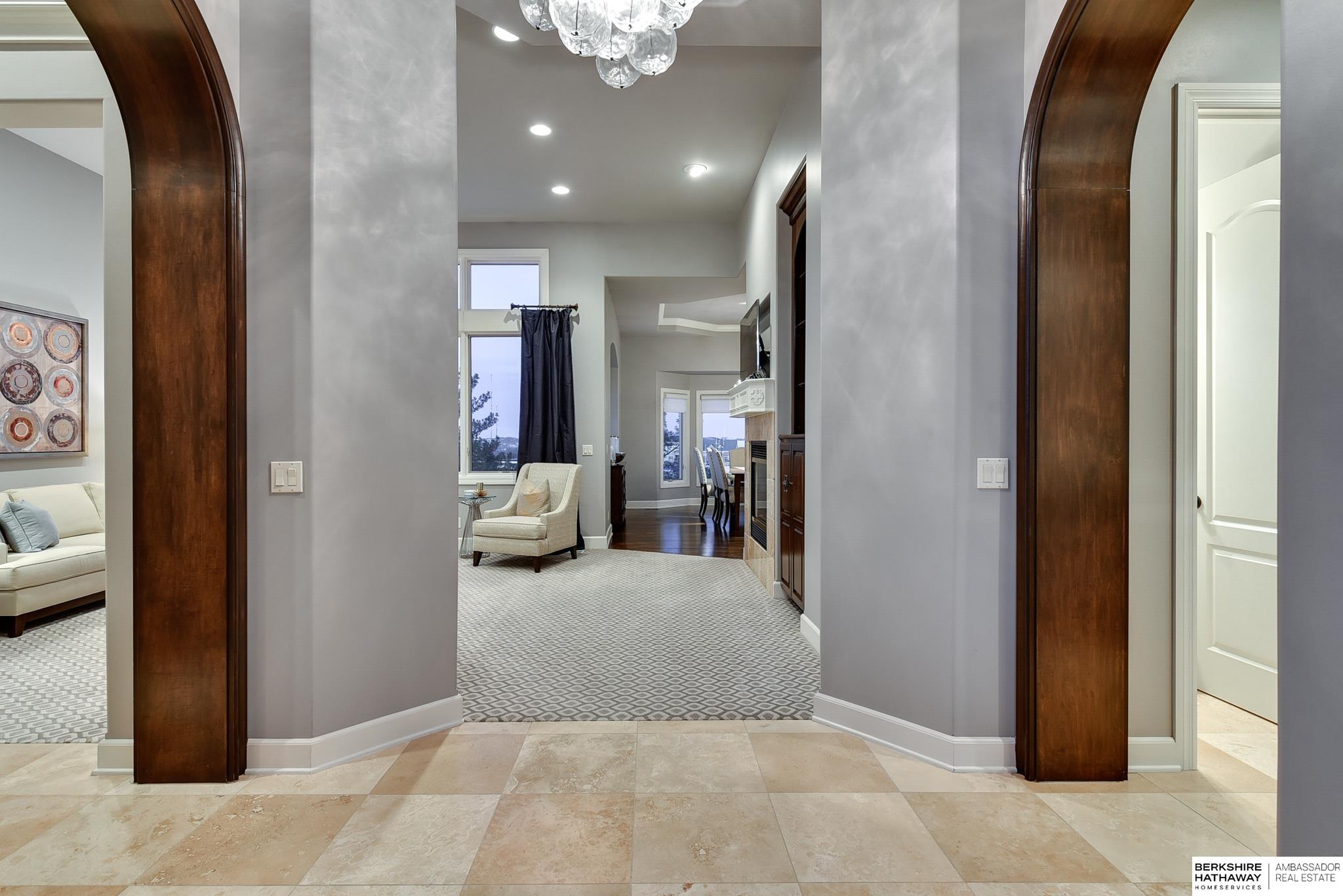 17634 Douglas Circle