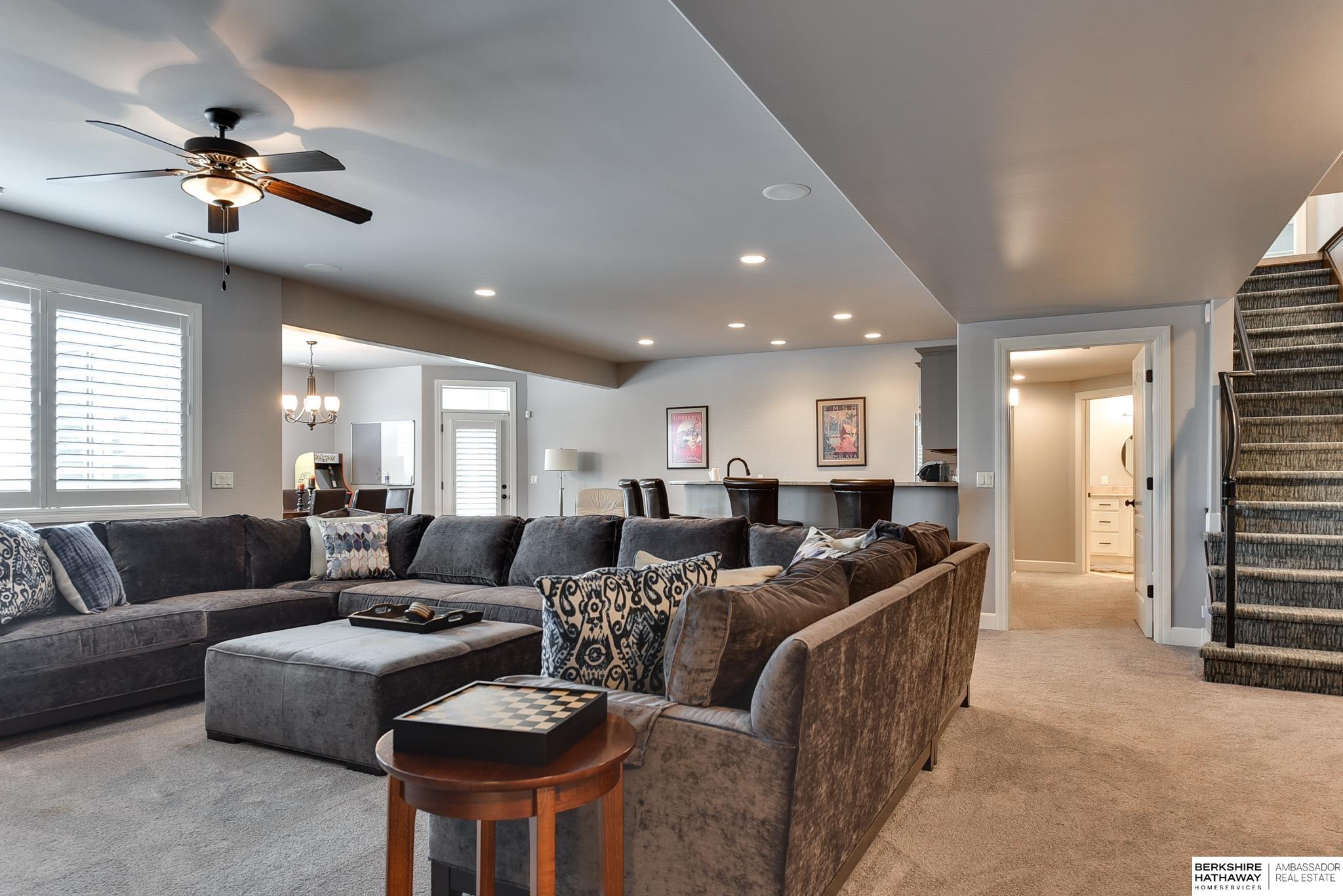 17634 Douglas Circle