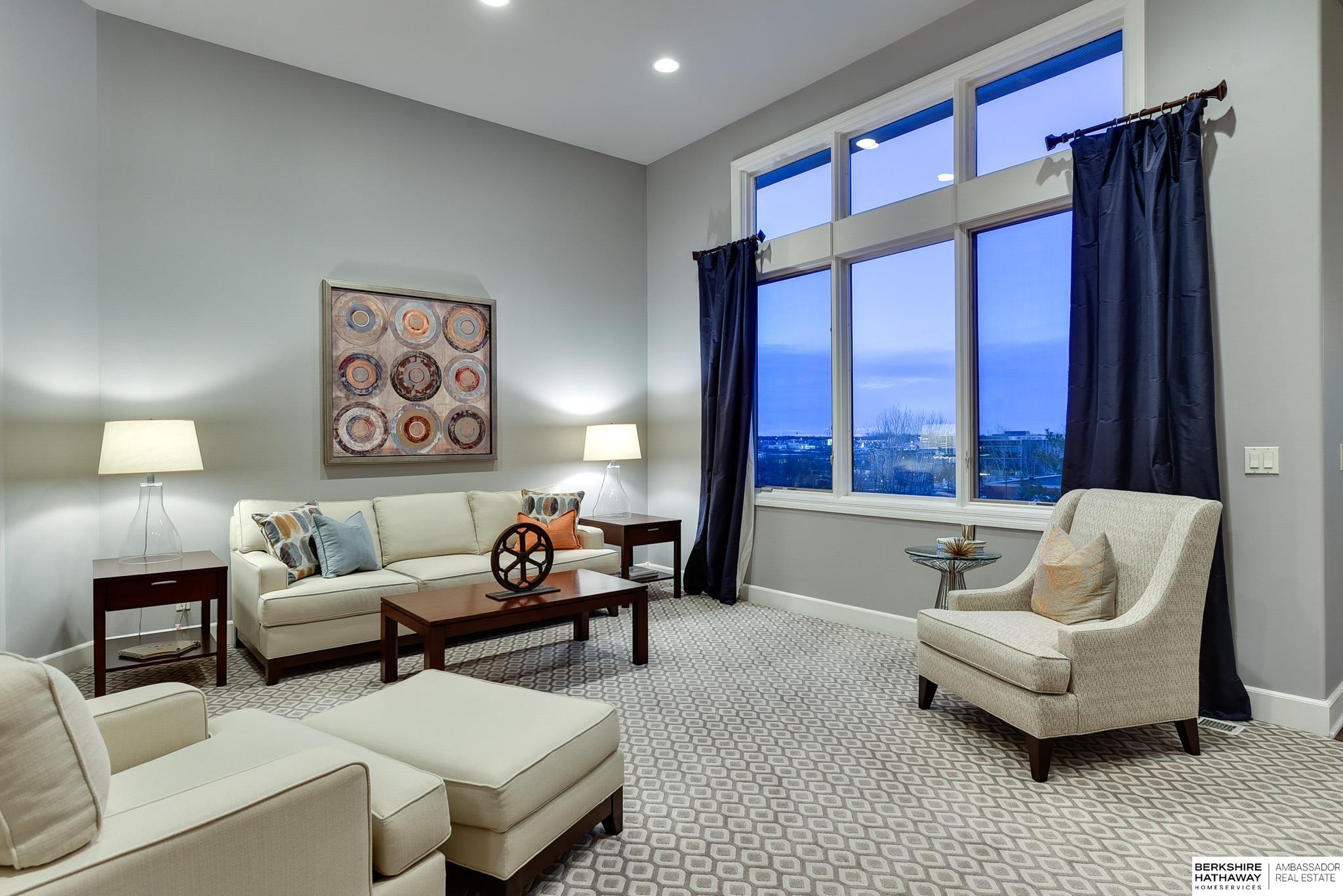 17634 Douglas Circle