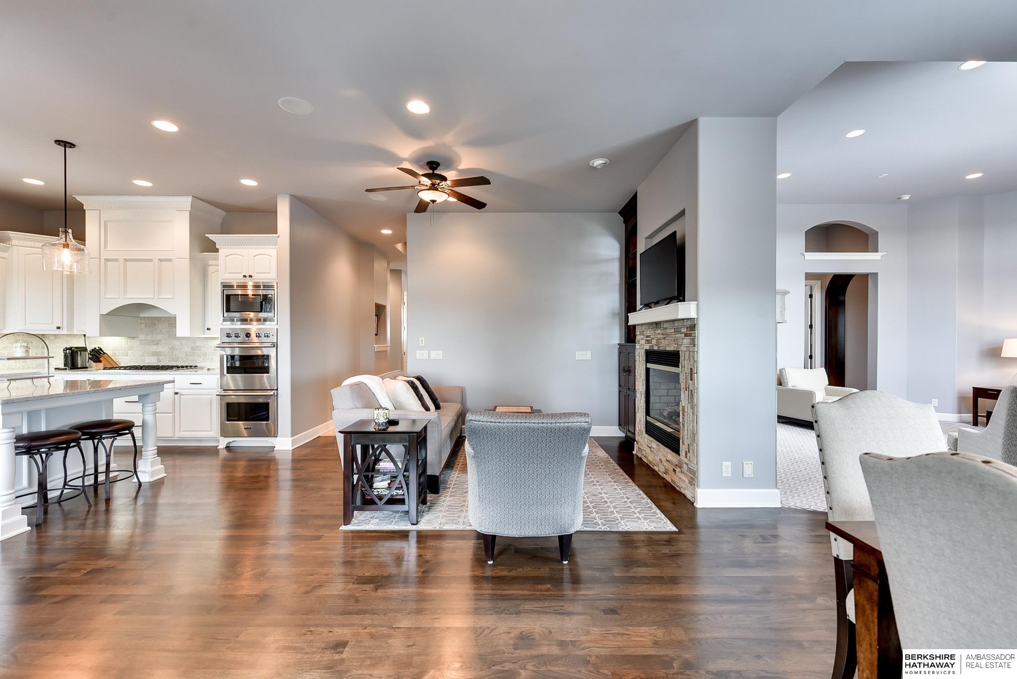 17634 Douglas Circle