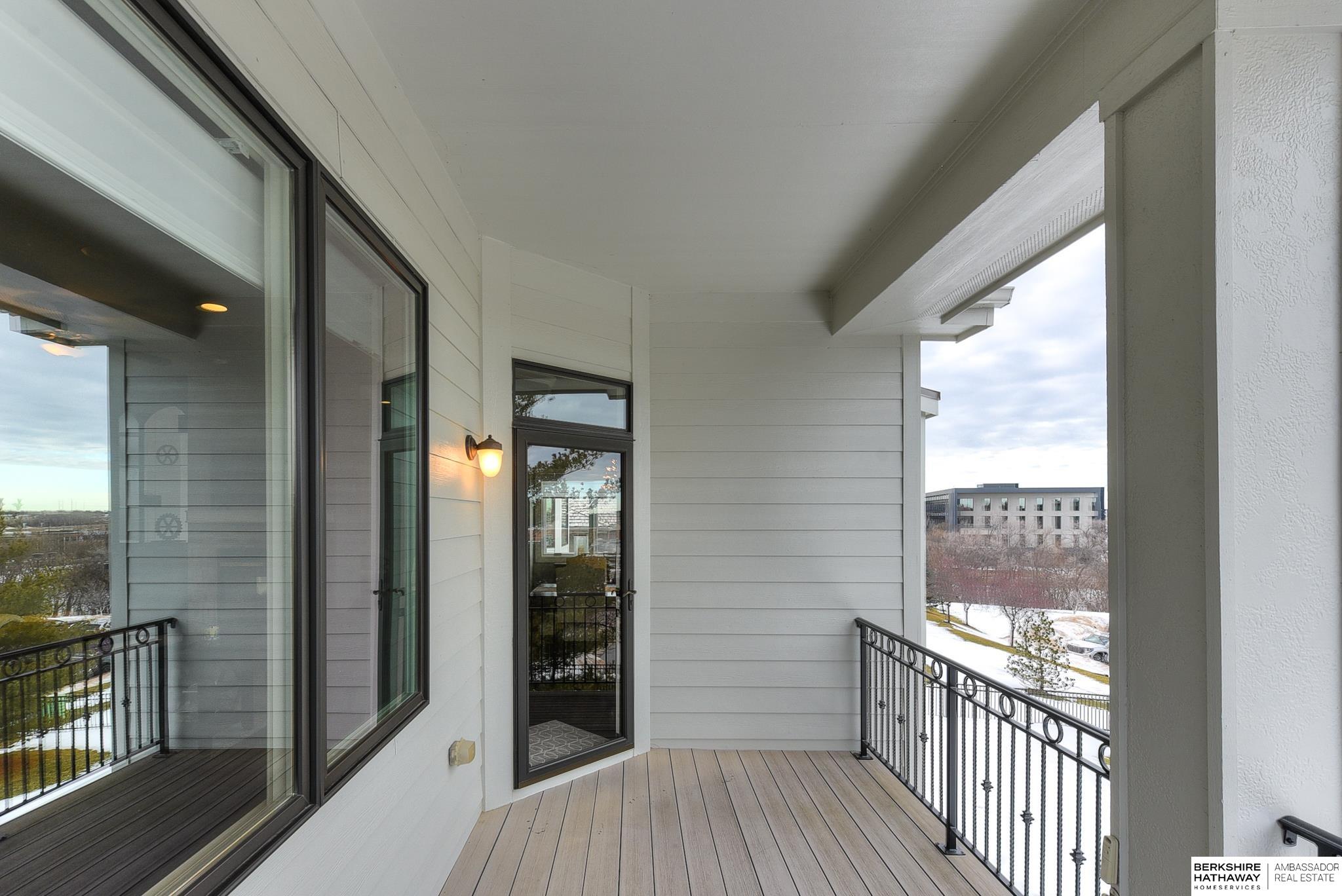 17634 Douglas Circle