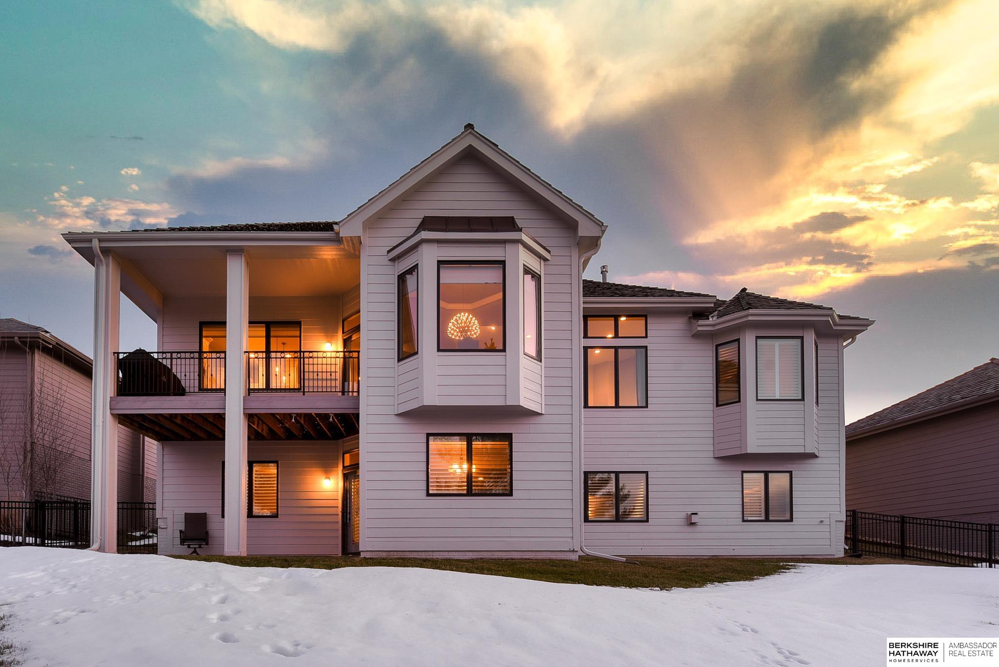 17634 Douglas Circle