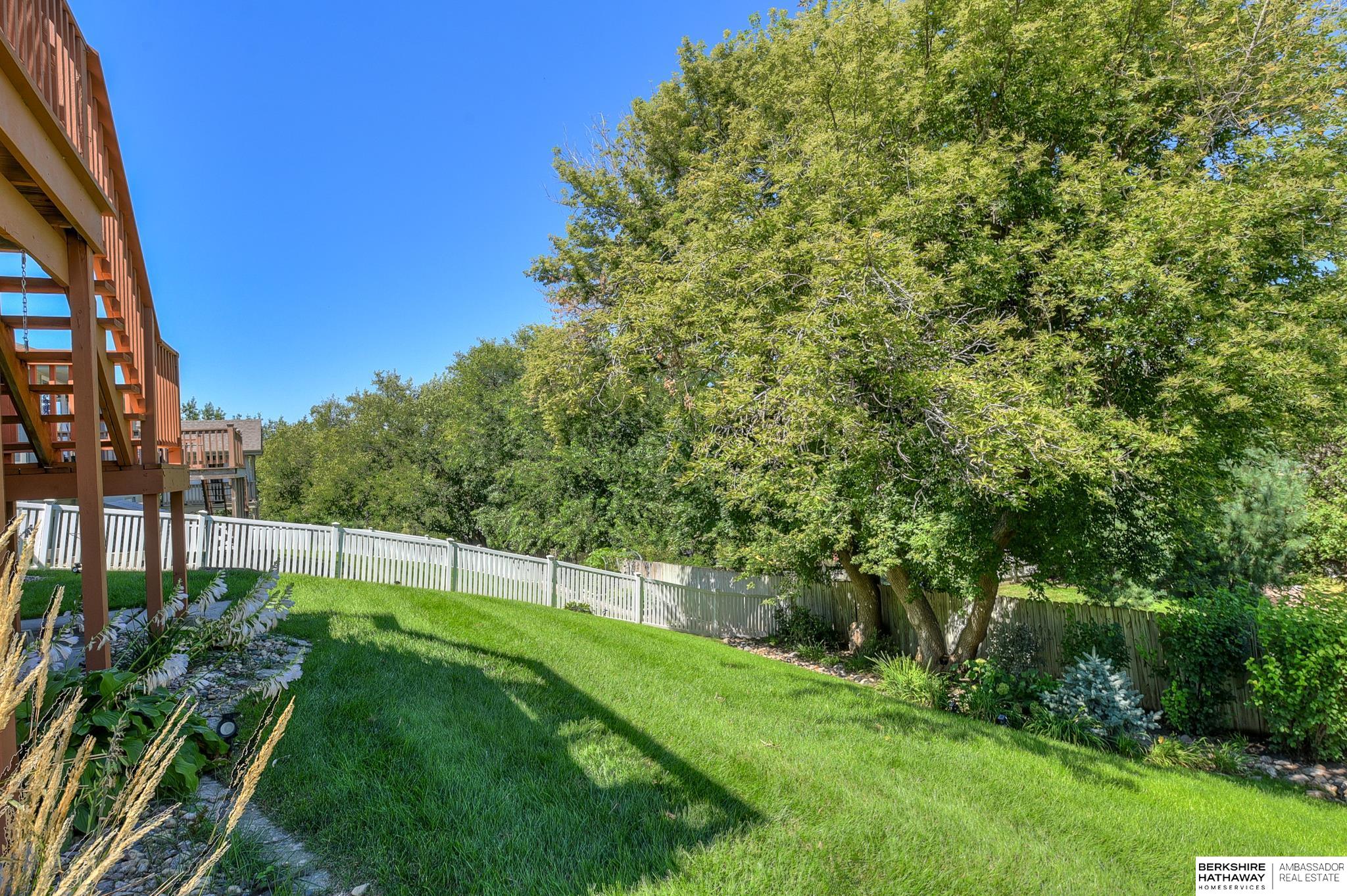 16218 Redwood Street