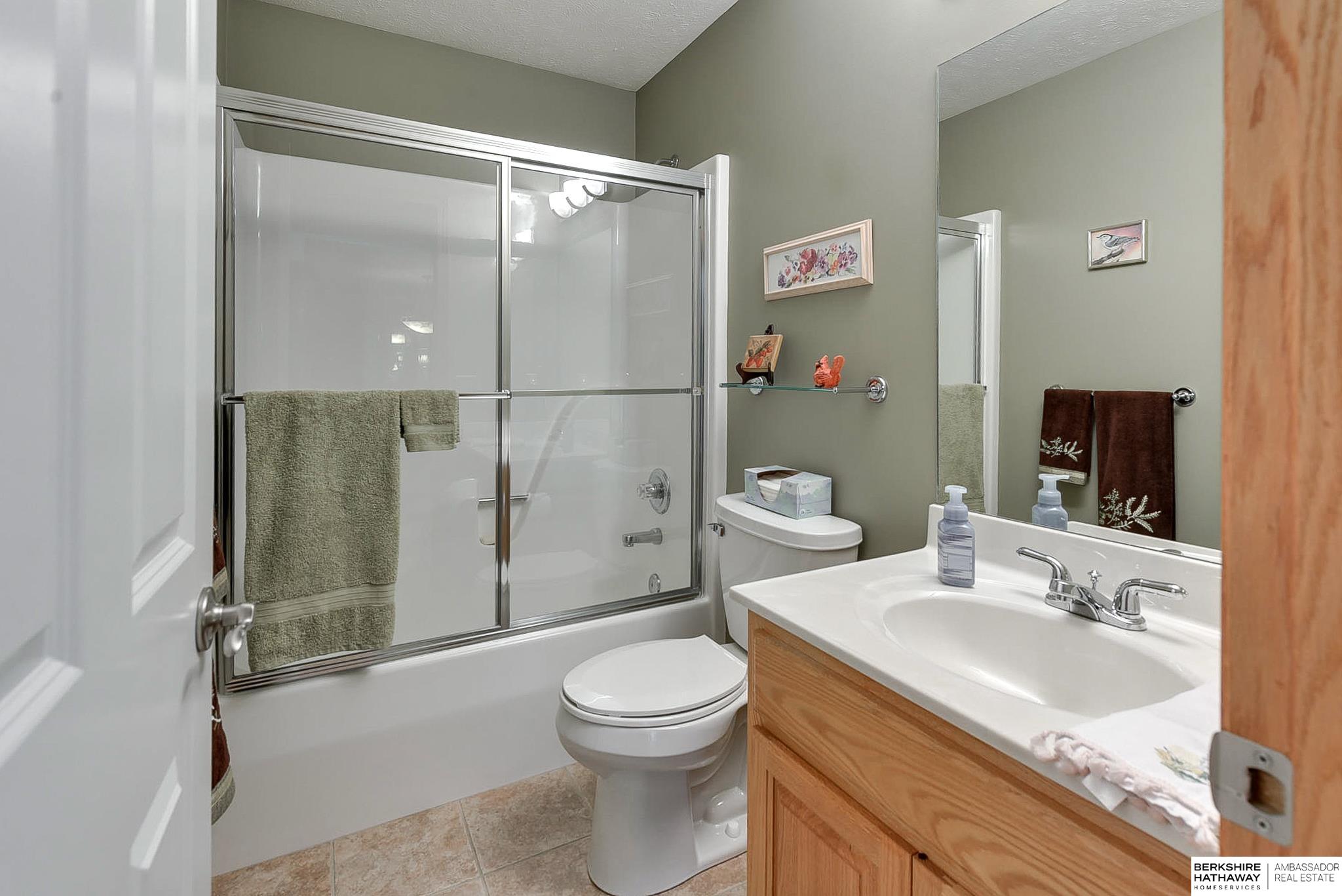 16218 Redwood Street