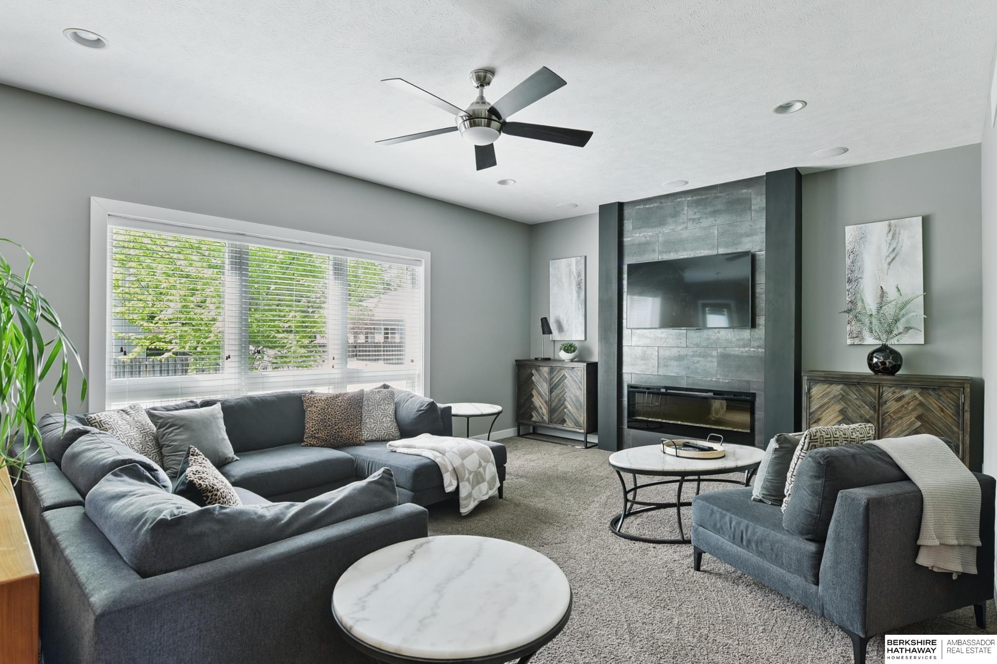 9427 Park View Boulevard