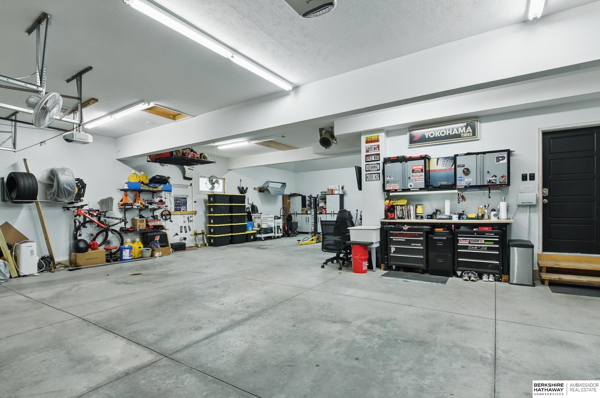 9427 Park View Boulevard