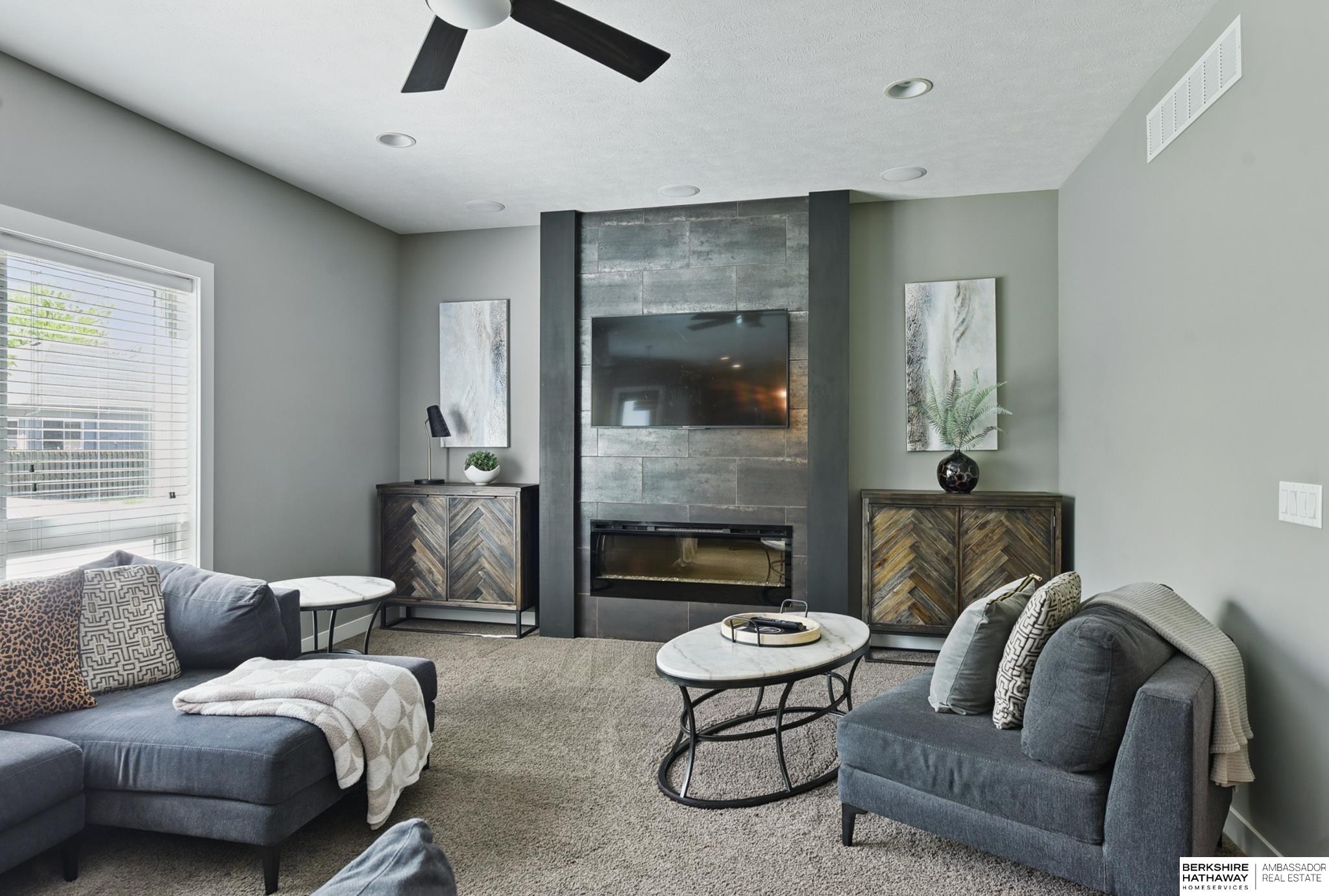 9427 Park View Boulevard