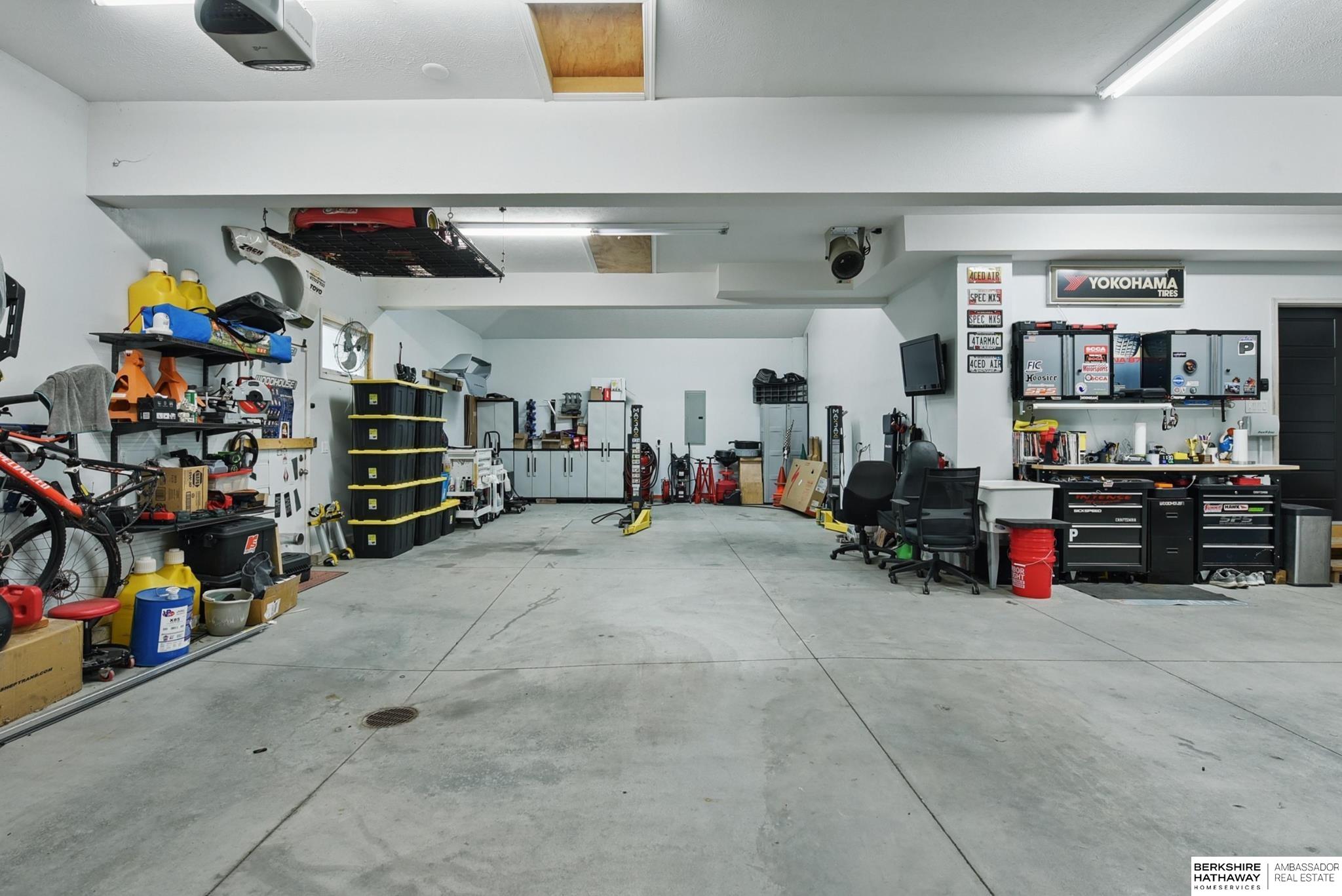 9427 Park View Boulevard