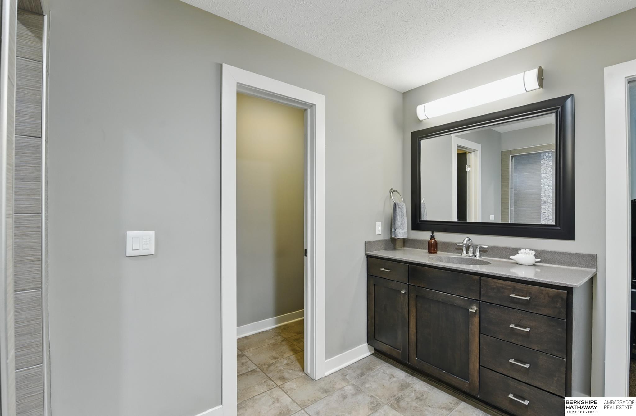 9427 Park View Boulevard