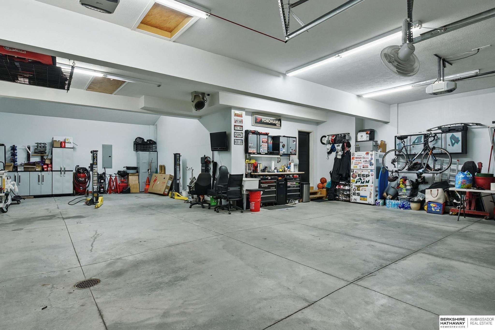 9427 Park View Boulevard