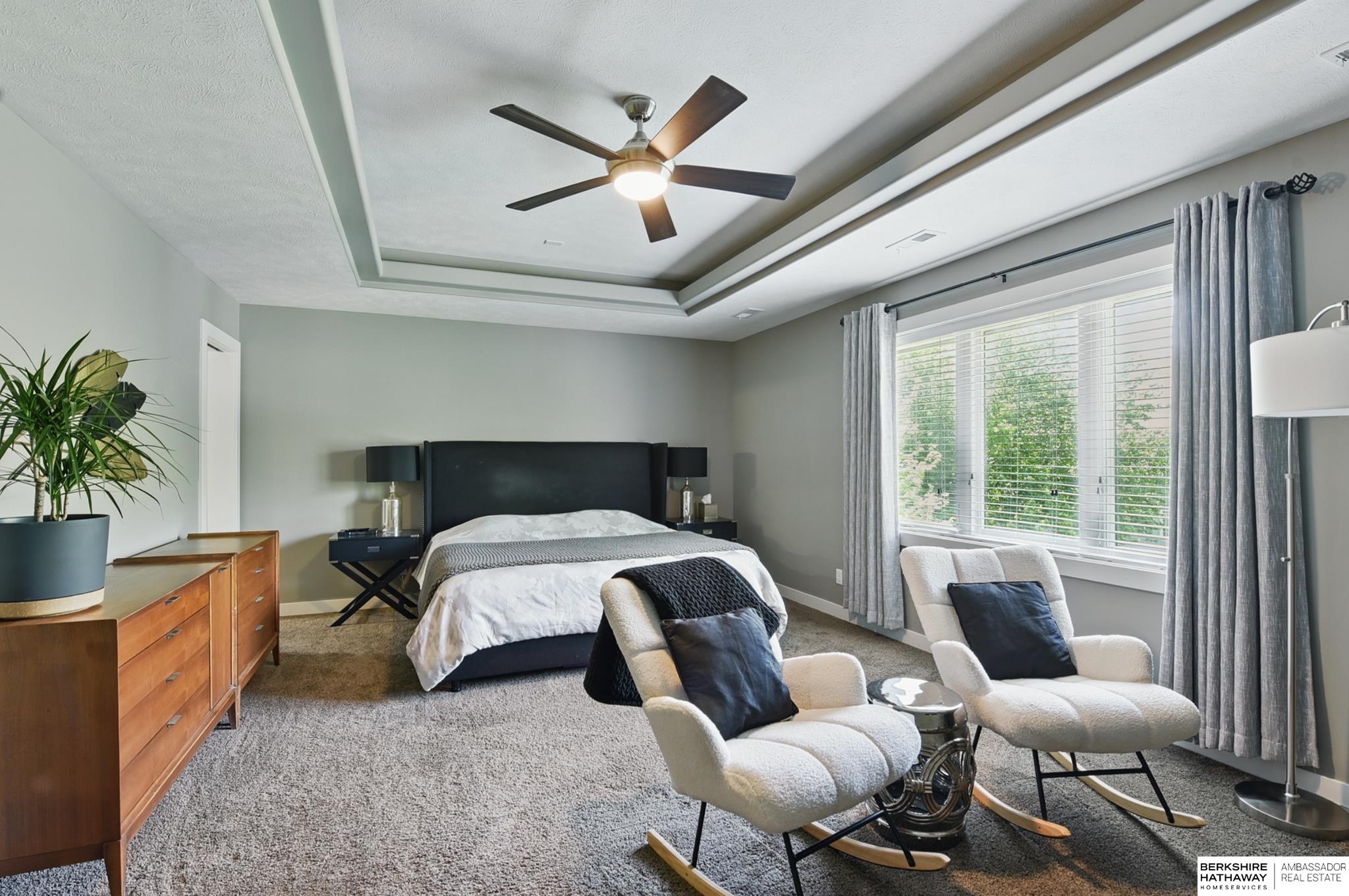 9427 Park View Boulevard