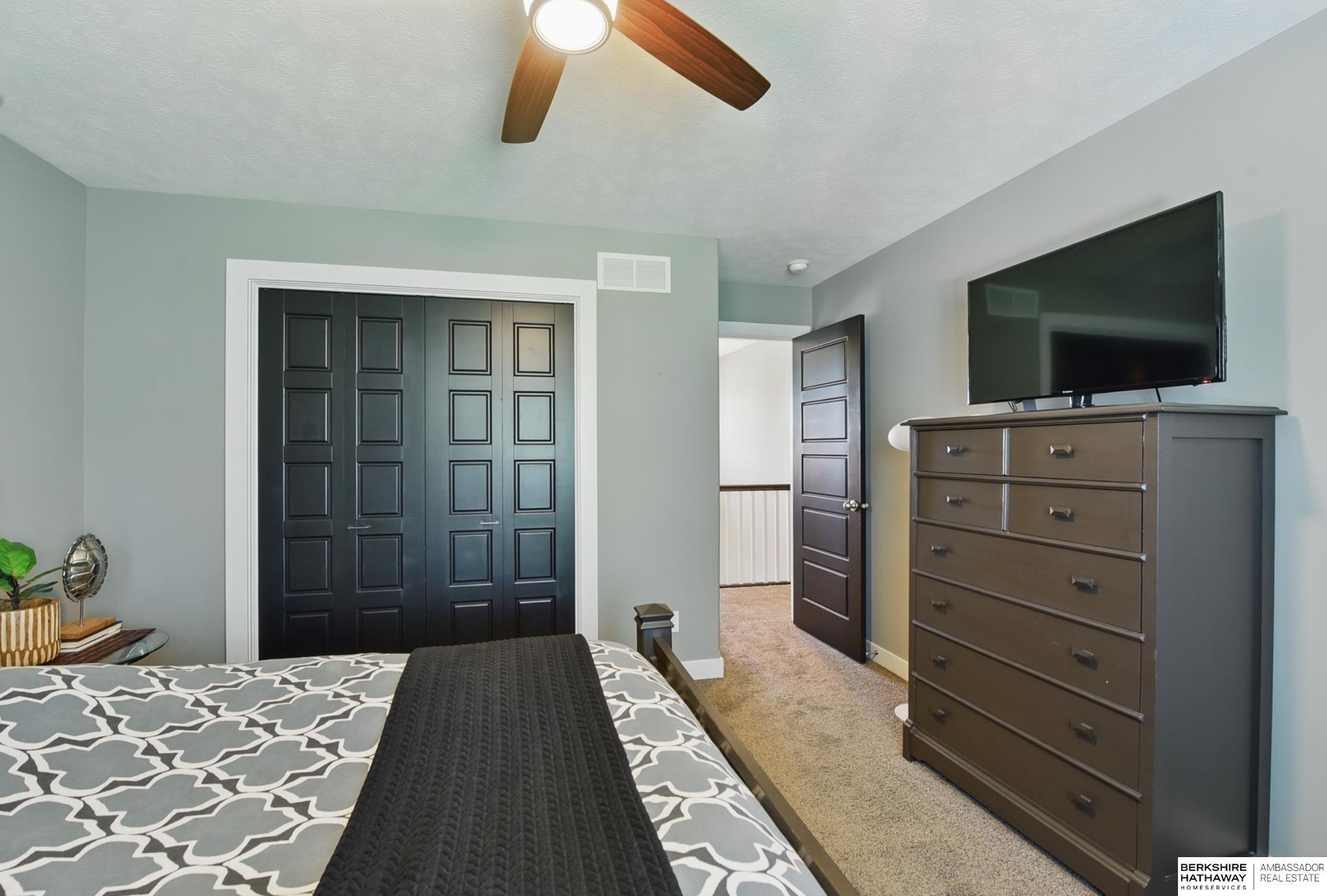 9427 Park View Boulevard