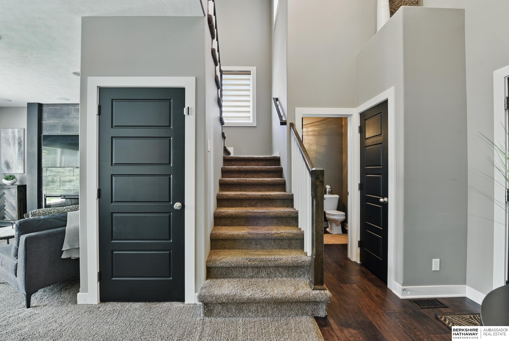 9427 Park View Boulevard