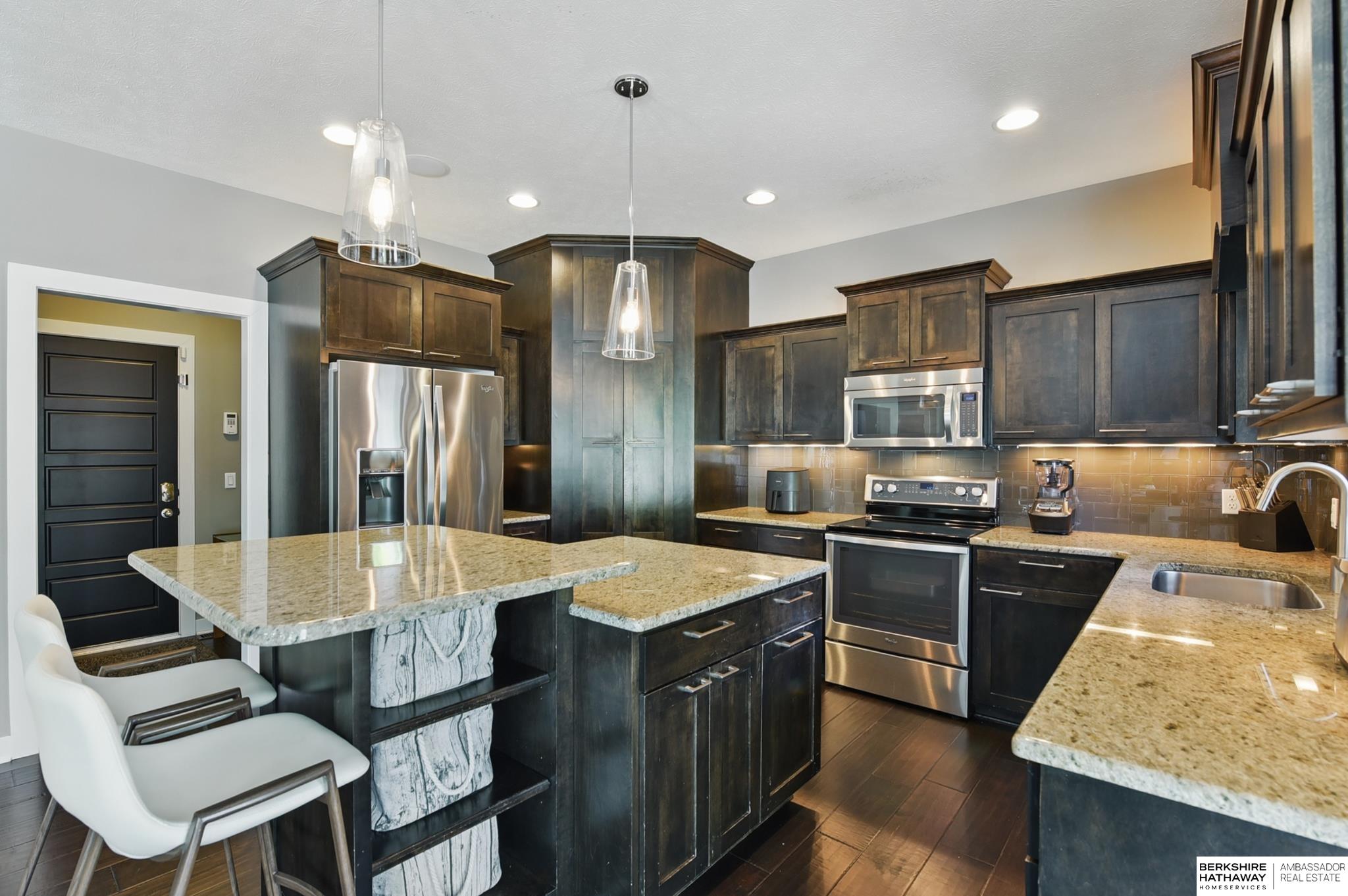 9427 Park View Boulevard