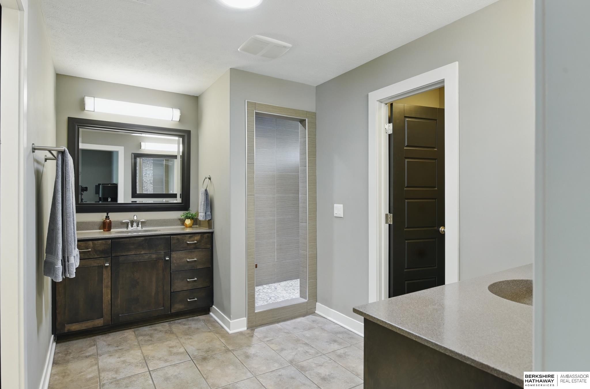 9427 Park View Boulevard