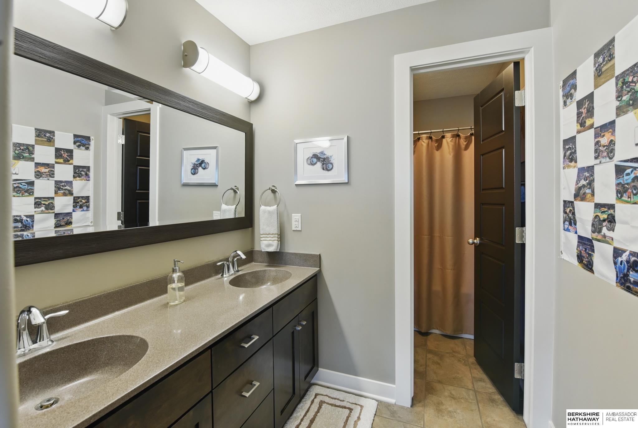 9427 Park View Boulevard