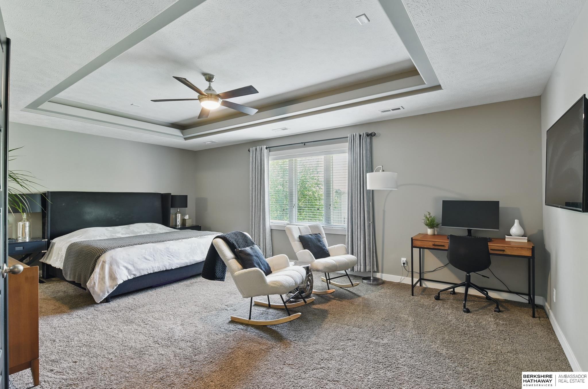 9427 Park View Boulevard