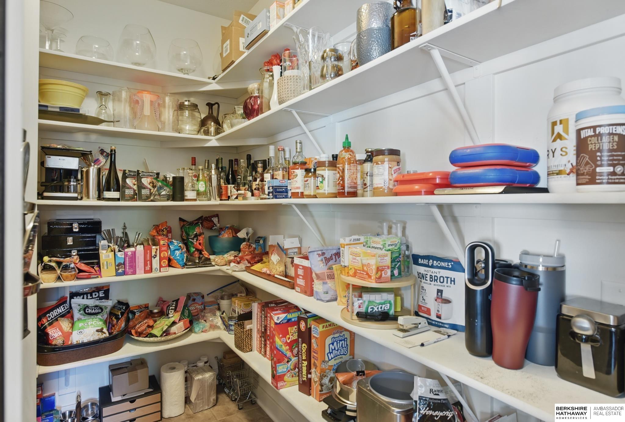 9427 Park View Boulevard