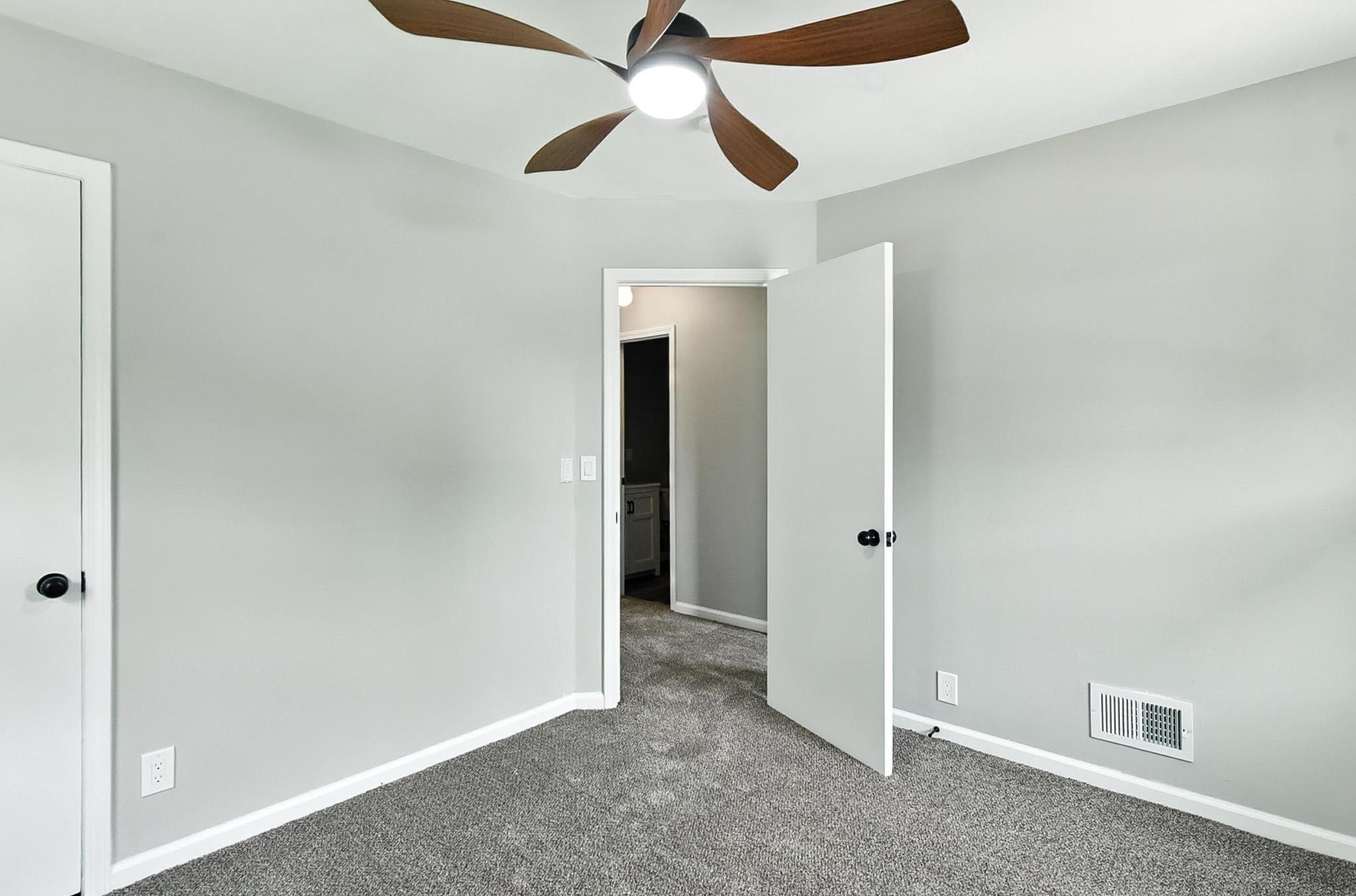 3080 S 48th Street