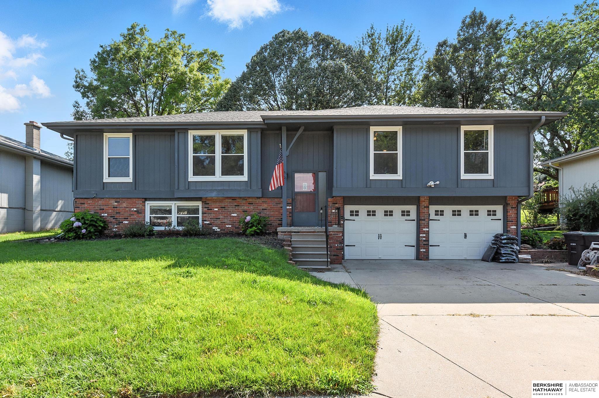 1424 N 146th Plaza
