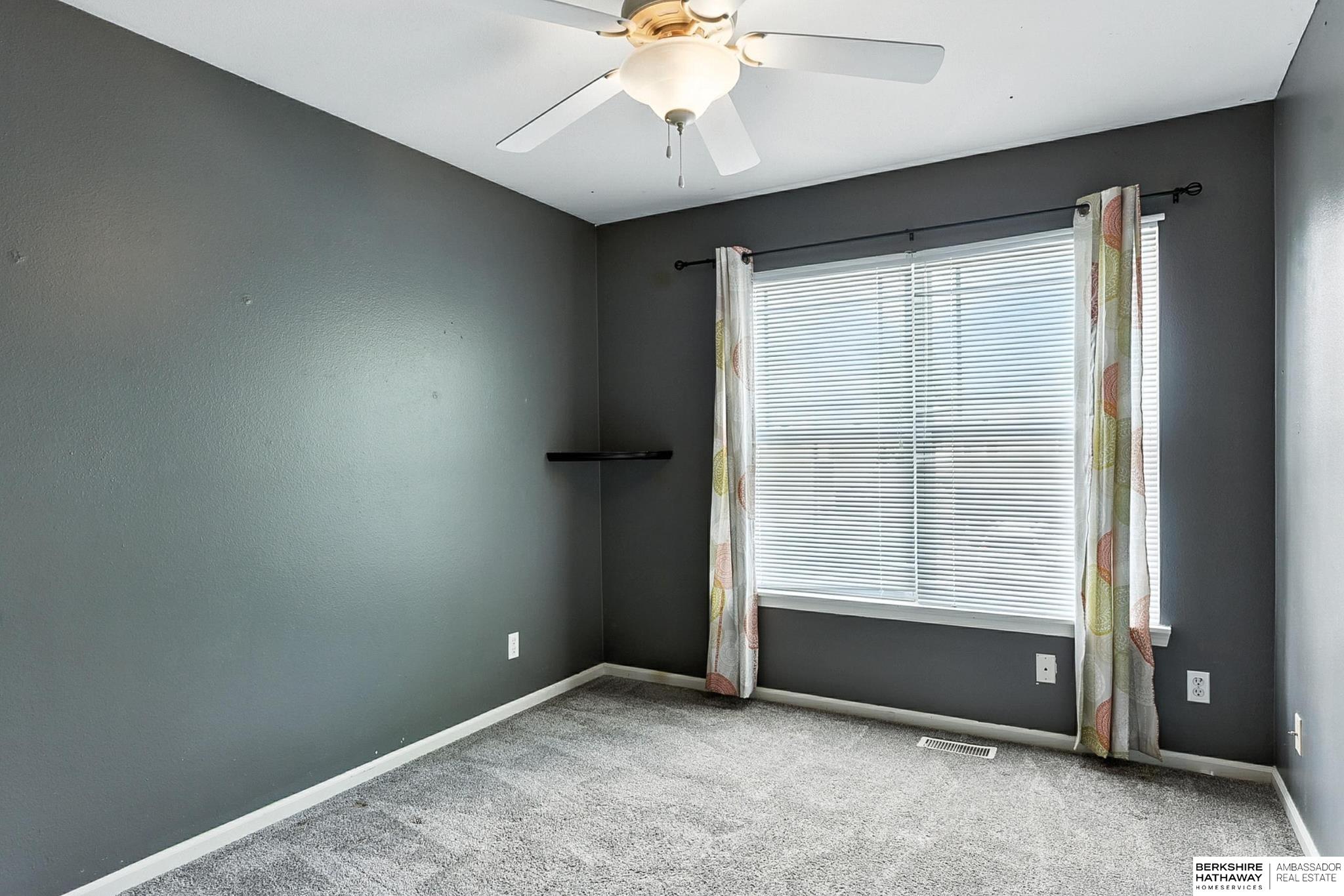 15719 Cottonwood Avenue