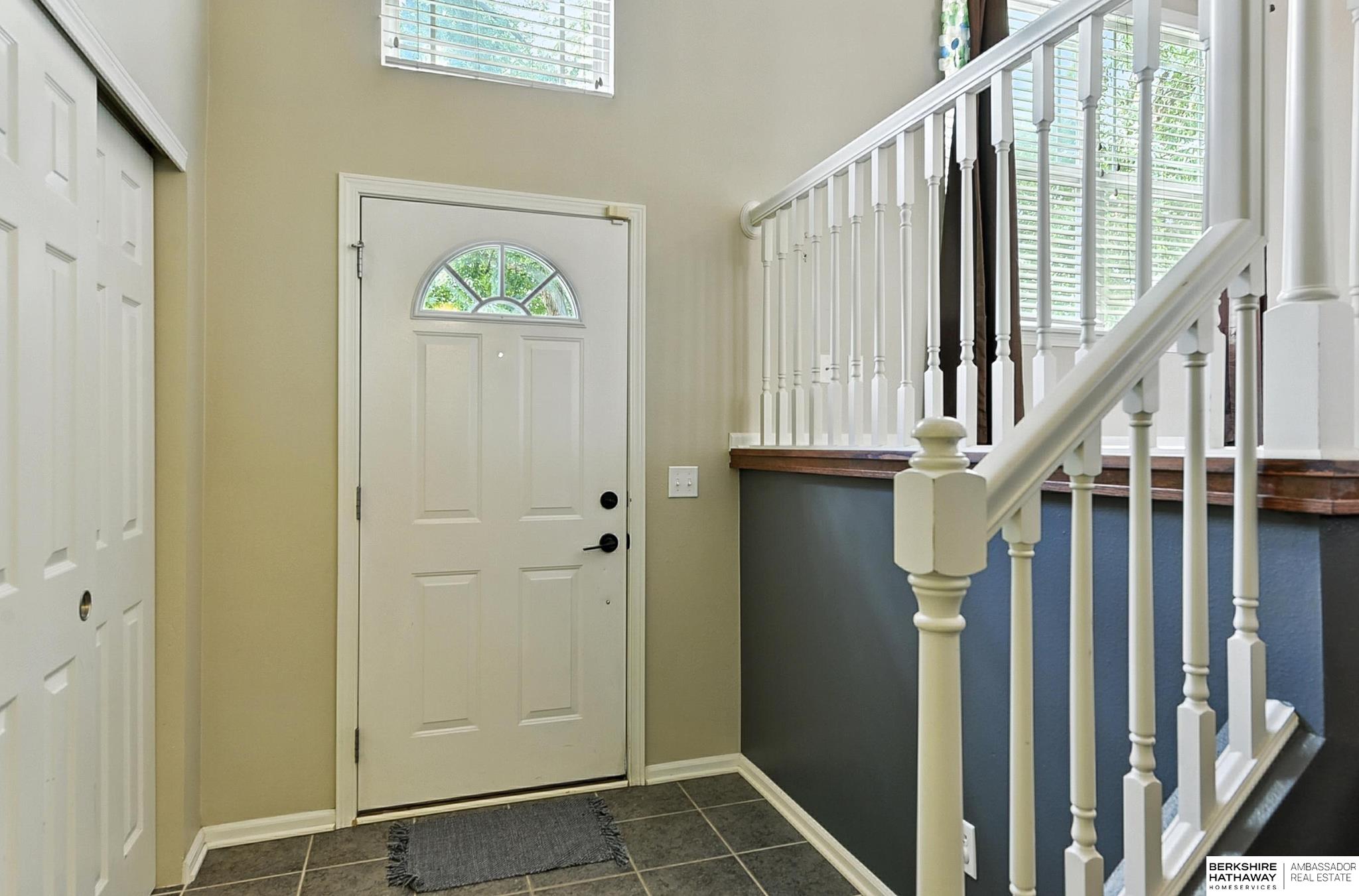 15719 Cottonwood Avenue