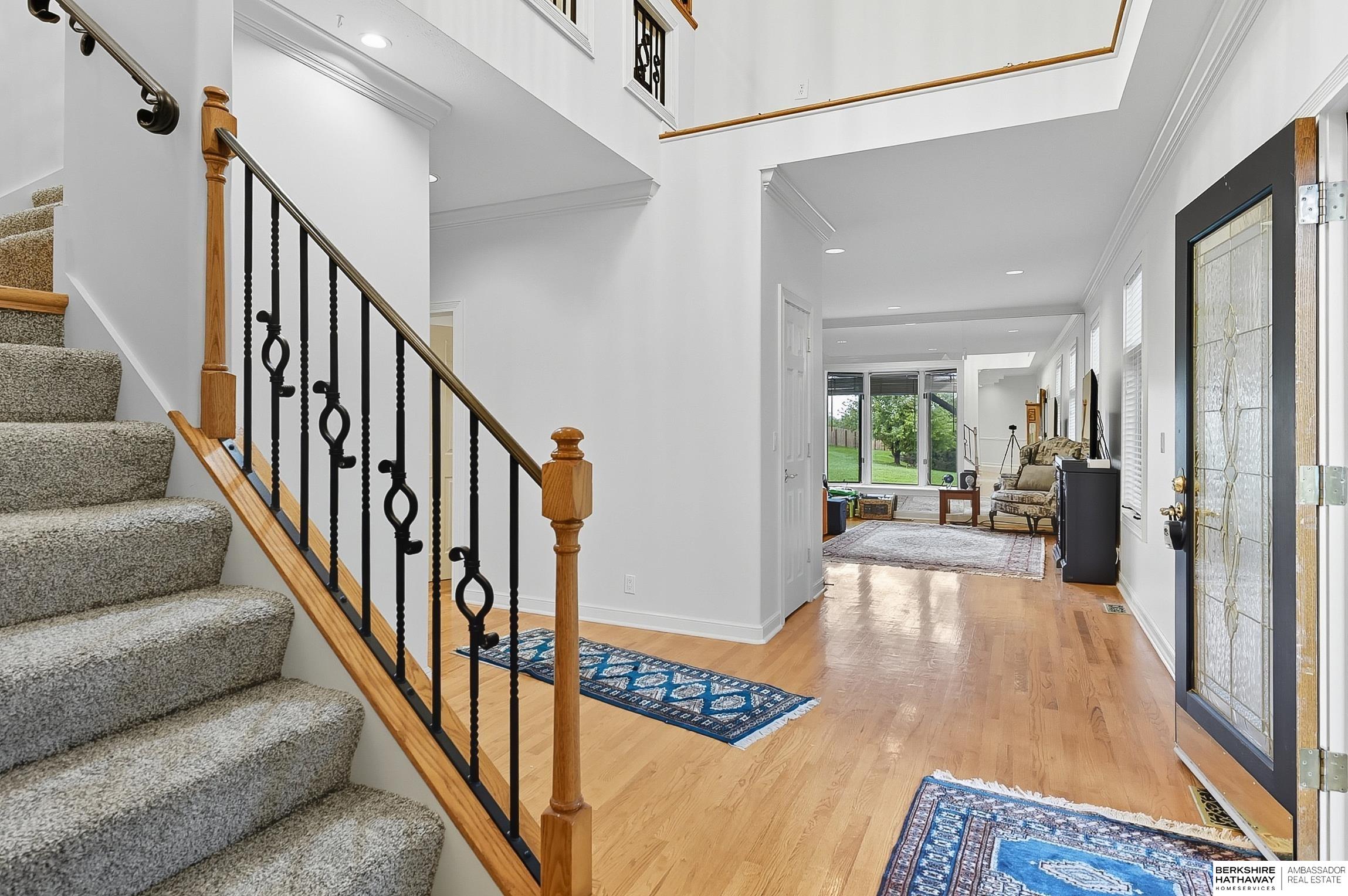 16767 J Circle