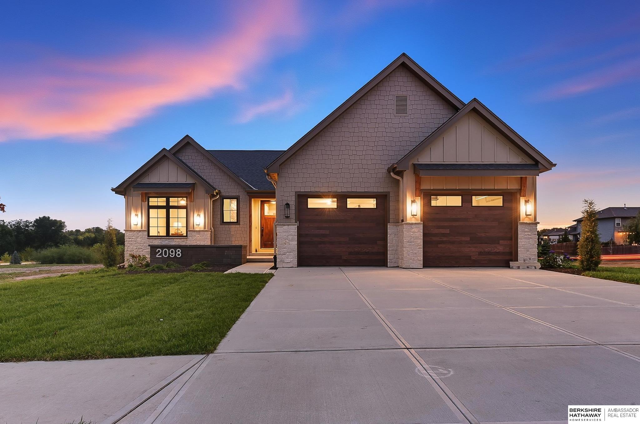 2098 N 182nd Avenue