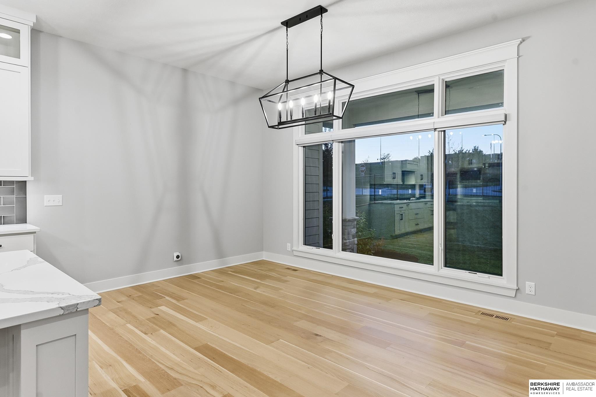 21432 B Street, Elkhorn