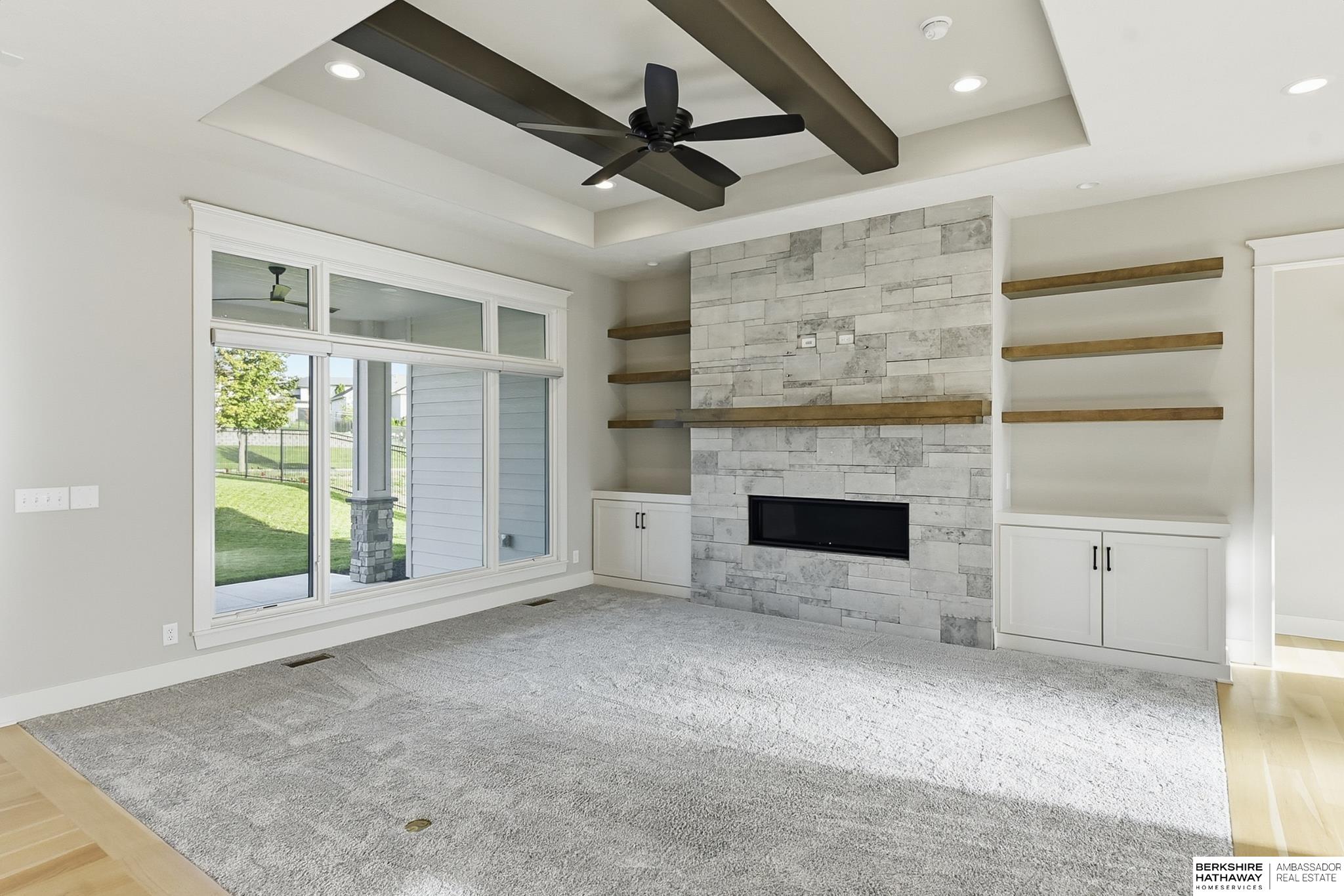 21432 B Street, Elkhorn