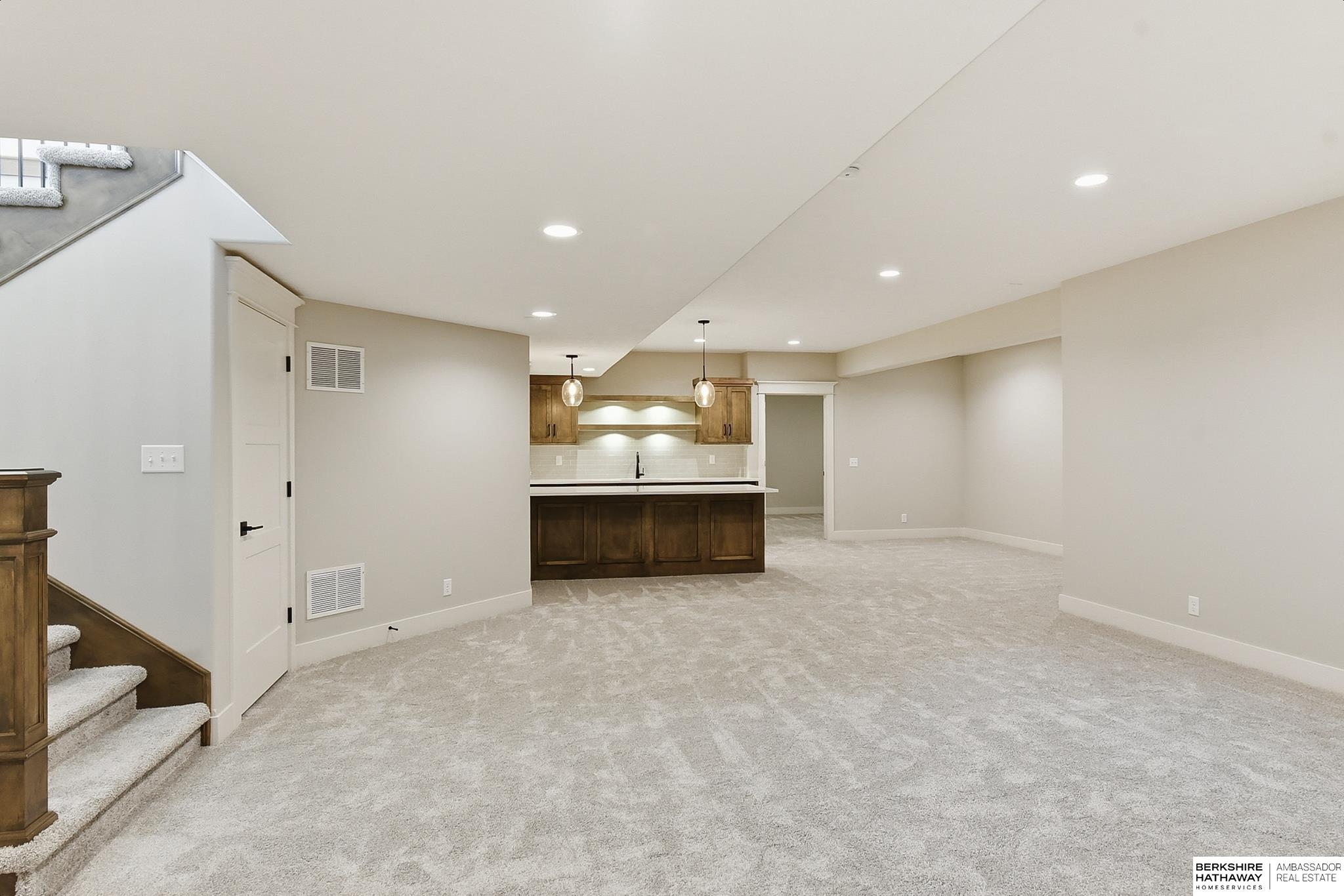 21432 B Street, Elkhorn