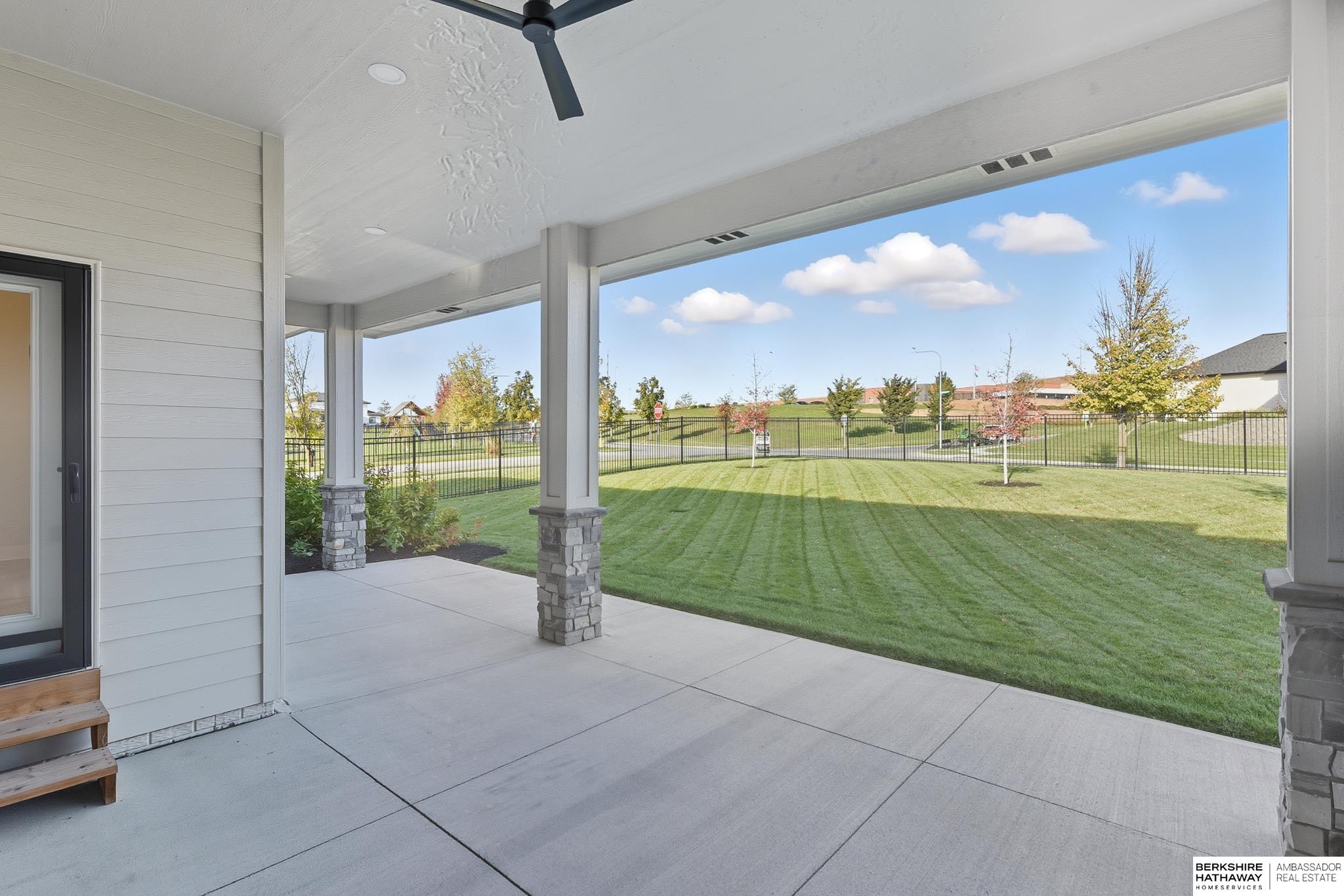 21432 B Street, Elkhorn