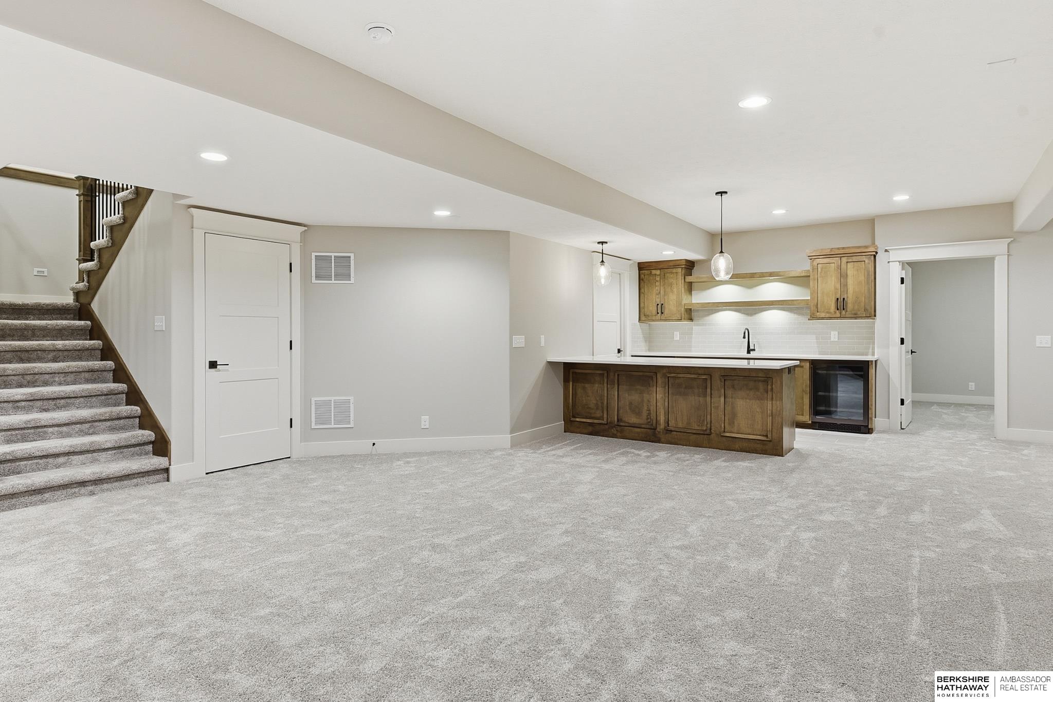 21432 B Street, Elkhorn