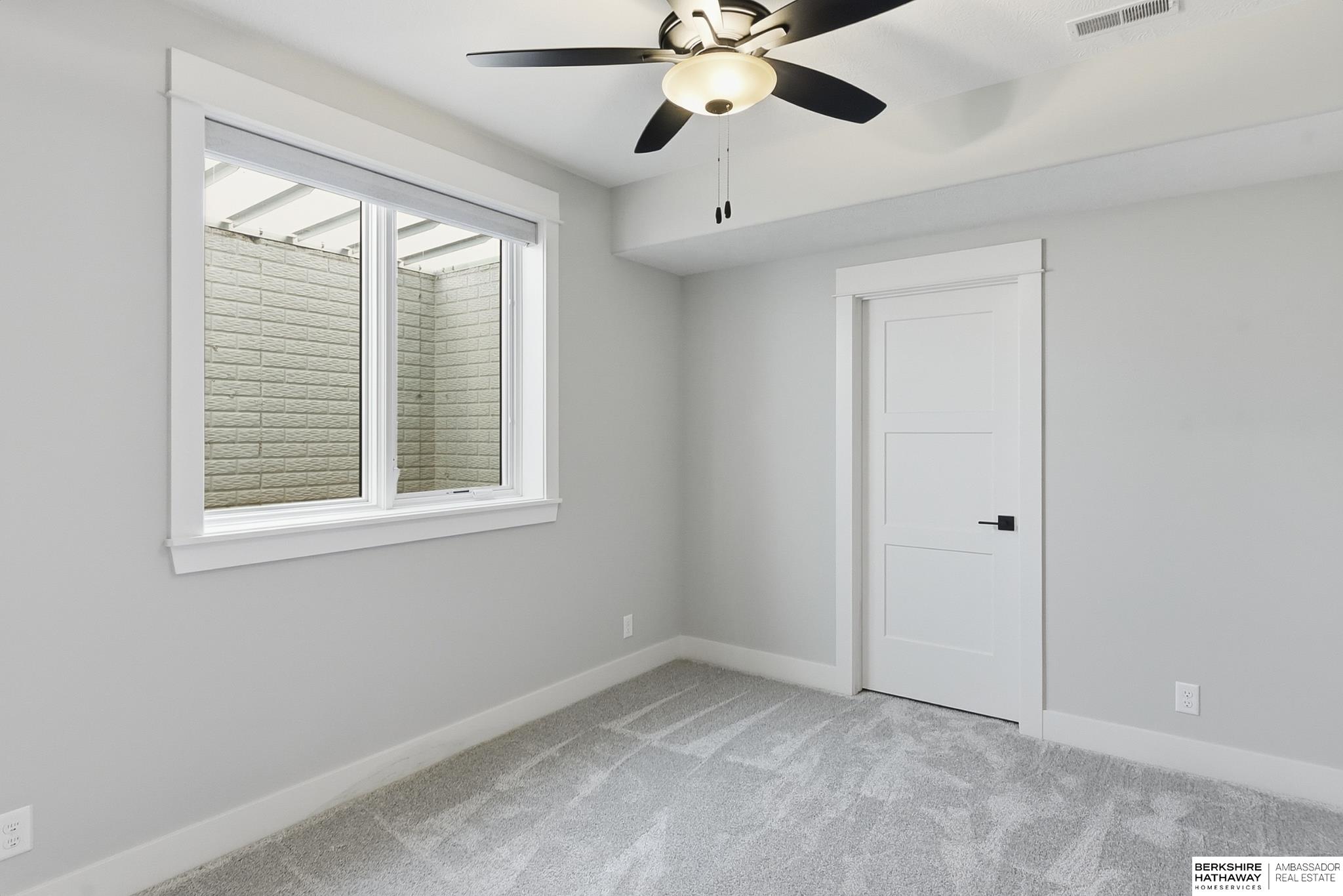 21432 B Street, Elkhorn