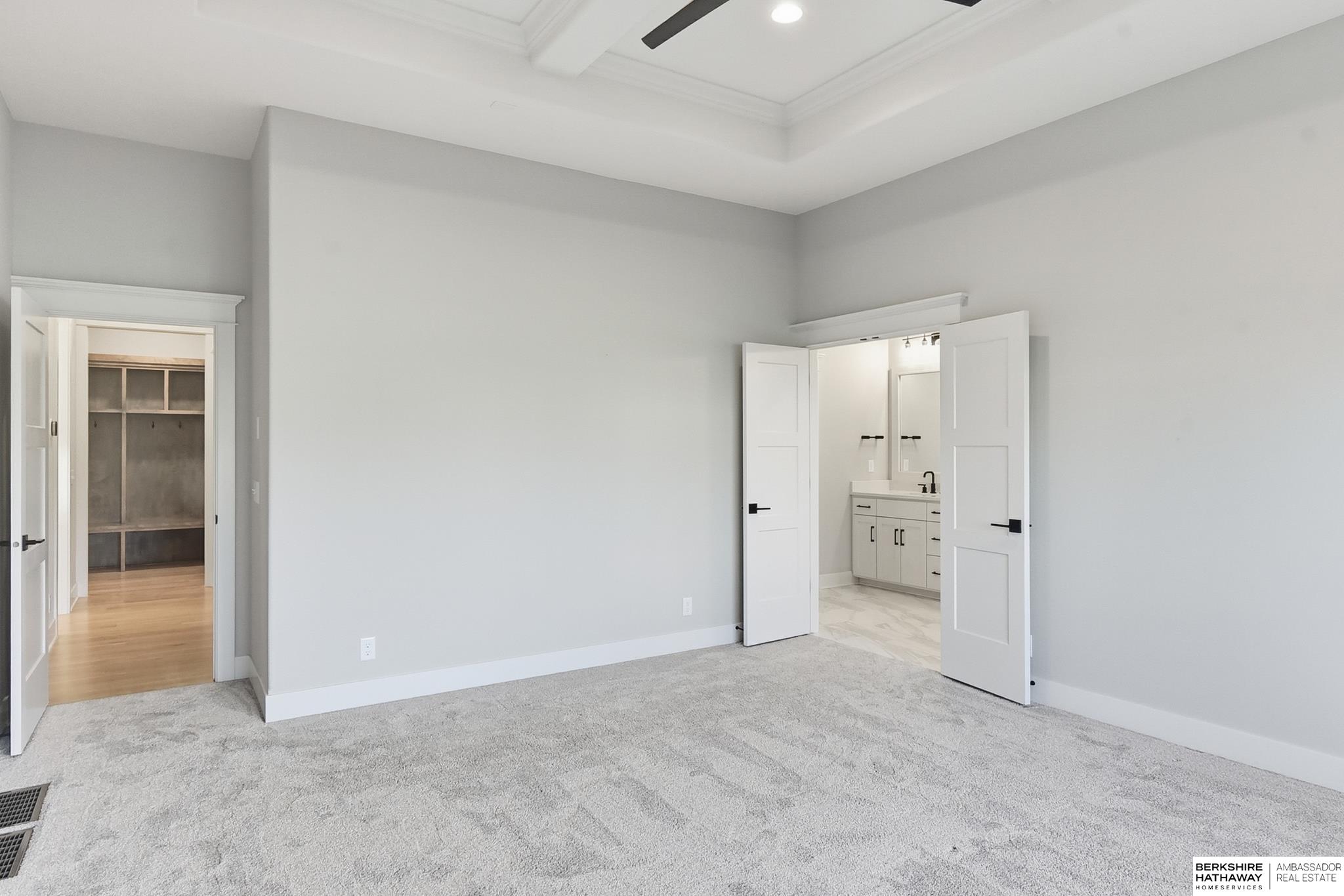 21432 B Street, Elkhorn