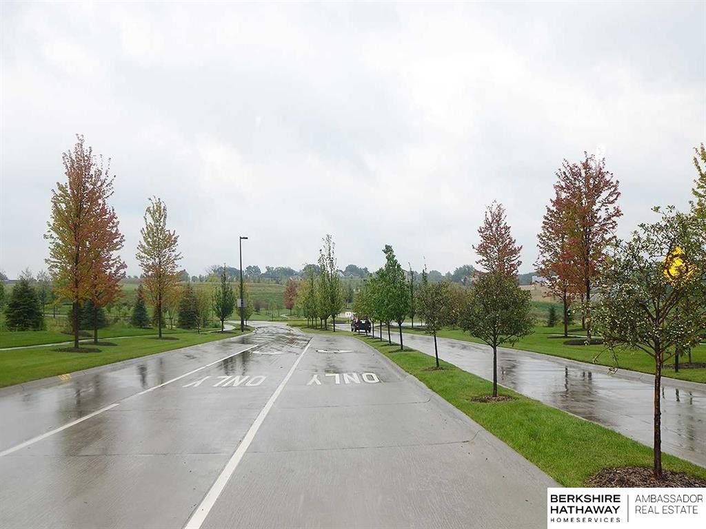 1722 S 129 Plaza Circle