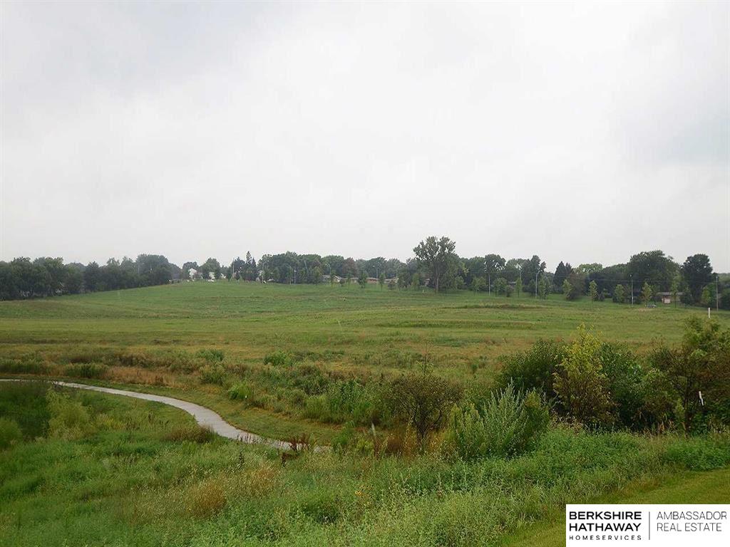 1722 S 129 Plaza Circle