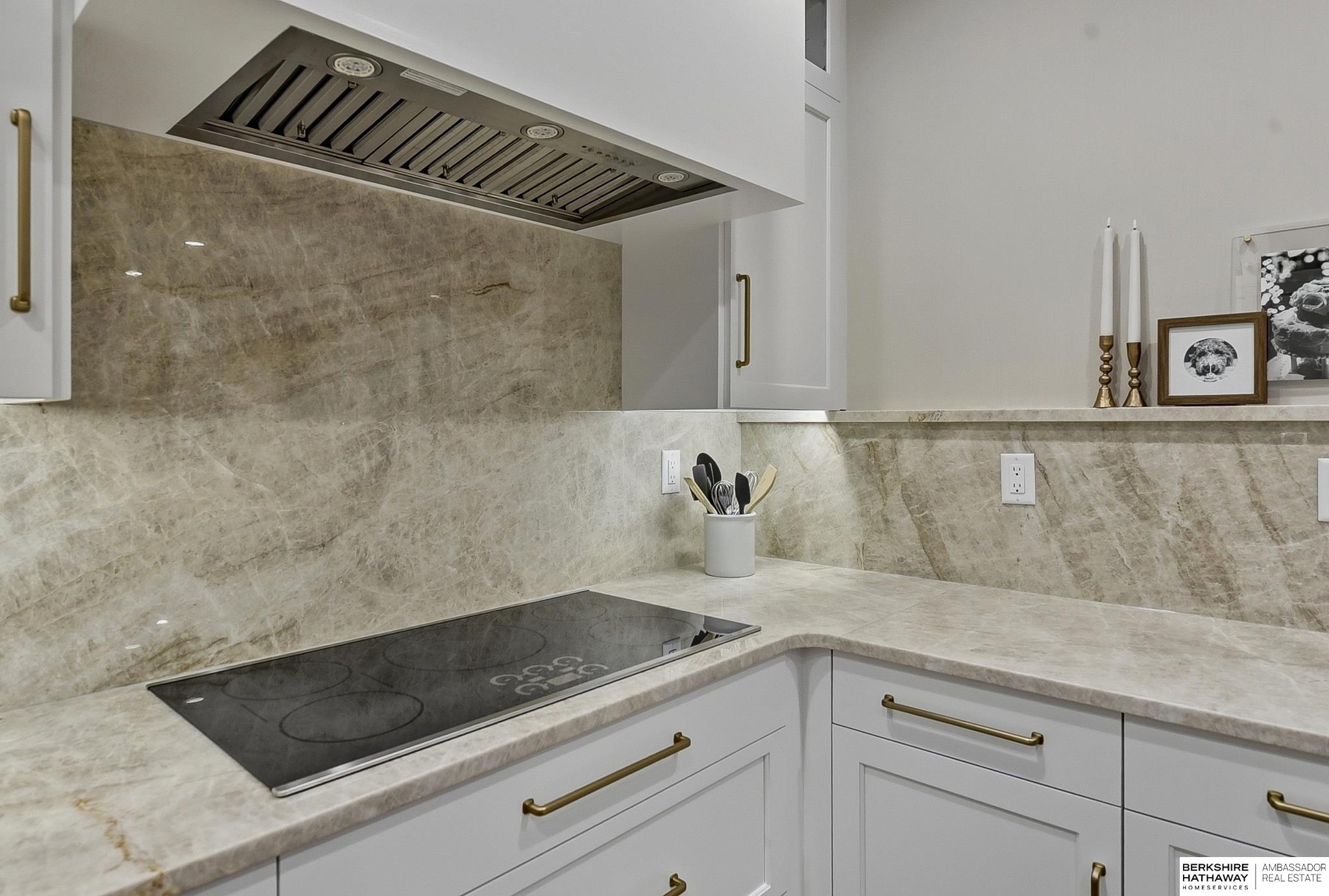 16626 Jones Street