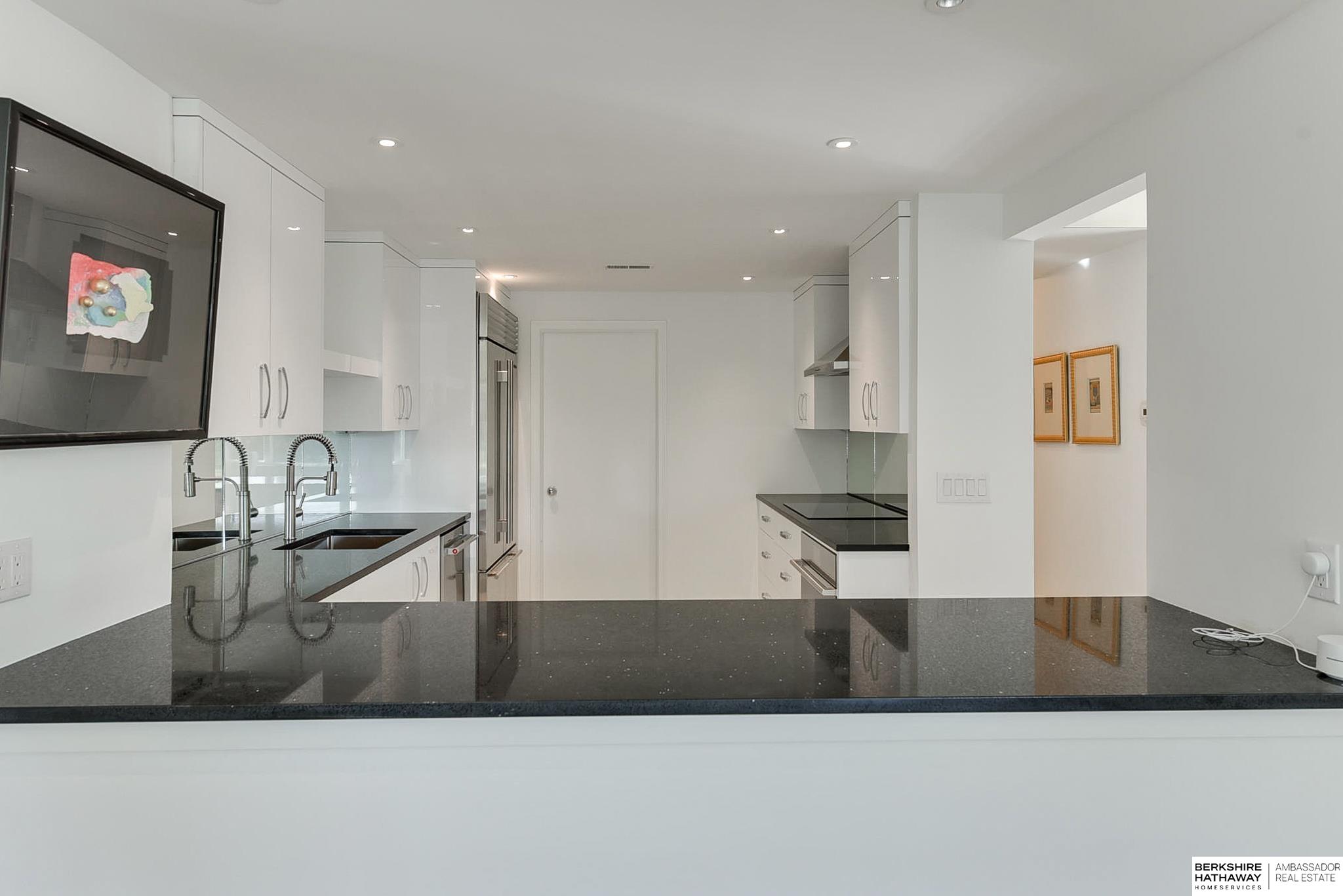 770 N 93rd Street Unit: 4D5